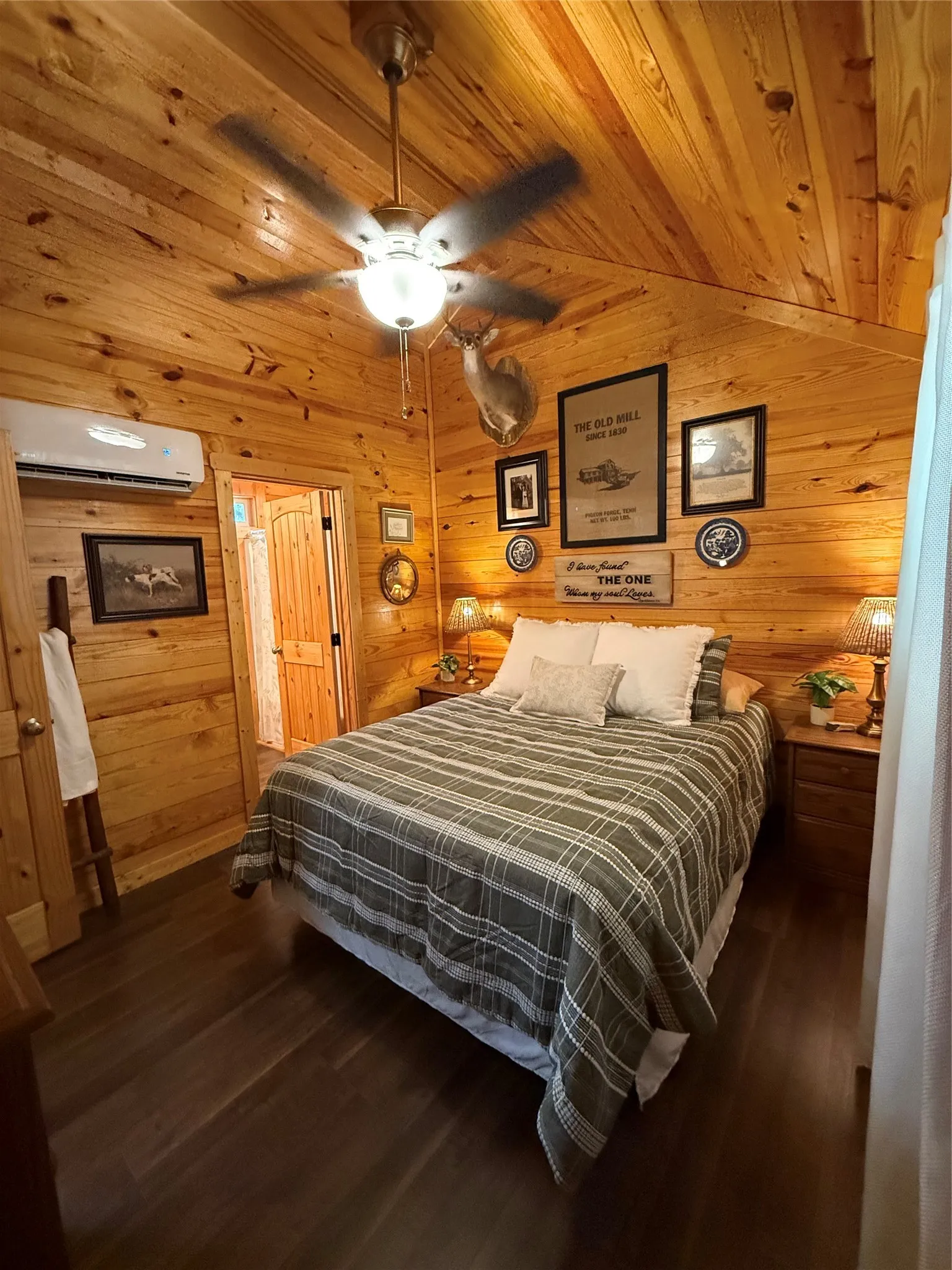 Single Family Residence For Sale in Wood County , 927 Indian Gap, Quitman, Texas 75783, 2 Bedroom, 2 Bathroom, Garage spaces, 750 Sqft, built in 2020, mls#21397794, Real Estate Agent in Quitman, Homes For Sale in Wood county, Homes For Sale in Quitman, Realtor in Quitman Texas, Real Estate Brokerage Independent Realty Texas, Luminita Cordes Realtor