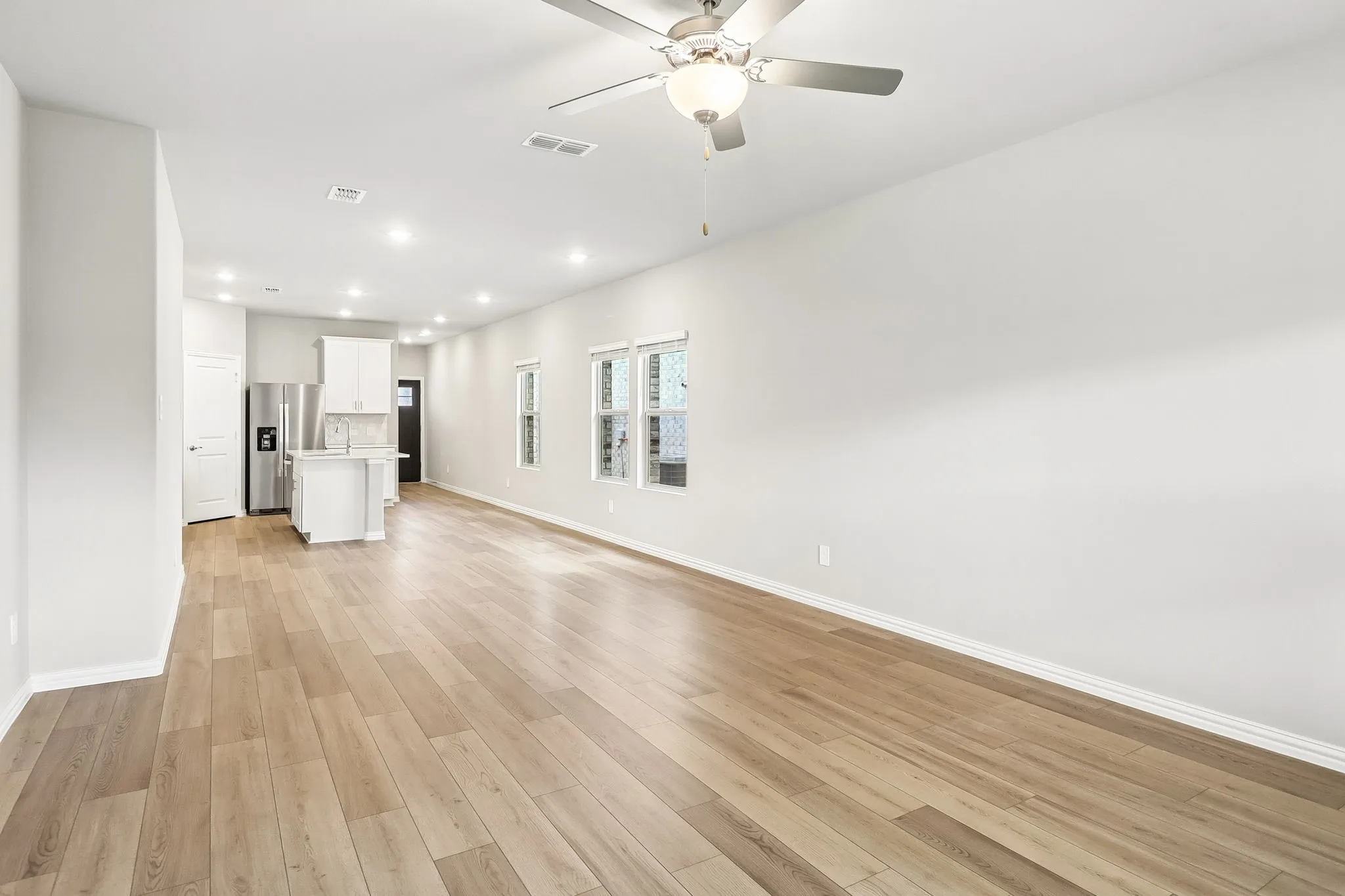 Photo is not of the actual home, but is an inspirational photo of builder’s model home and may depict options, furnishings, and/or decorator features that are not included.