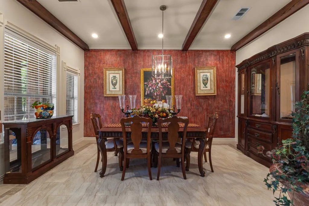Single Family Residence For Sale in Kaufman County , 17909 Terrace Drive, Kemp, Texas 75143, 4 Bedroom, 3 Bathroom, 3 Garage spaces, 3,476 Sqft, built in 2016, mls#21397893, Real Estate Agent in Kemp, Homes For Sale in Kaufman county, Homes For Sale in Kemp, Realtor in Kemp Texas, Real Estate Brokerage Independent Realty Texas, Luminita Cordes Realtor