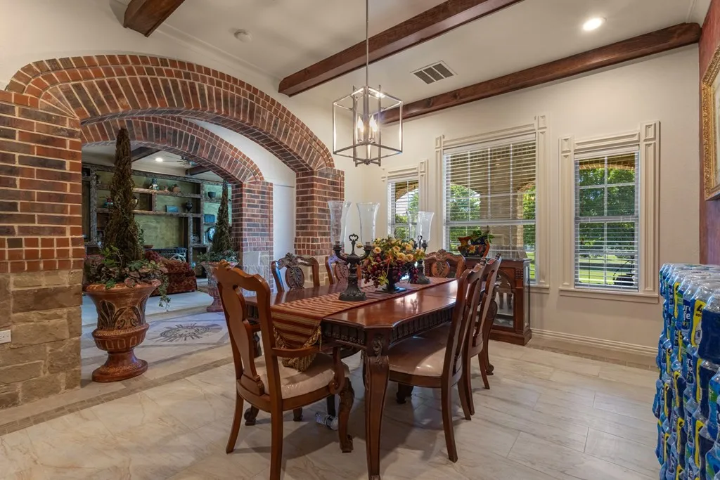 Single Family Residence For Sale in Kaufman County , 17909 Terrace Drive, Kemp, Texas 75143, 4 Bedroom, 3 Bathroom, 3 Garage spaces, 3,476 Sqft, built in 2016, mls#21397893, Real Estate Agent in Kemp, Homes For Sale in Kaufman county, Homes For Sale in Kemp, Realtor in Kemp Texas, Real Estate Brokerage Independent Realty Texas, Luminita Cordes Realtor