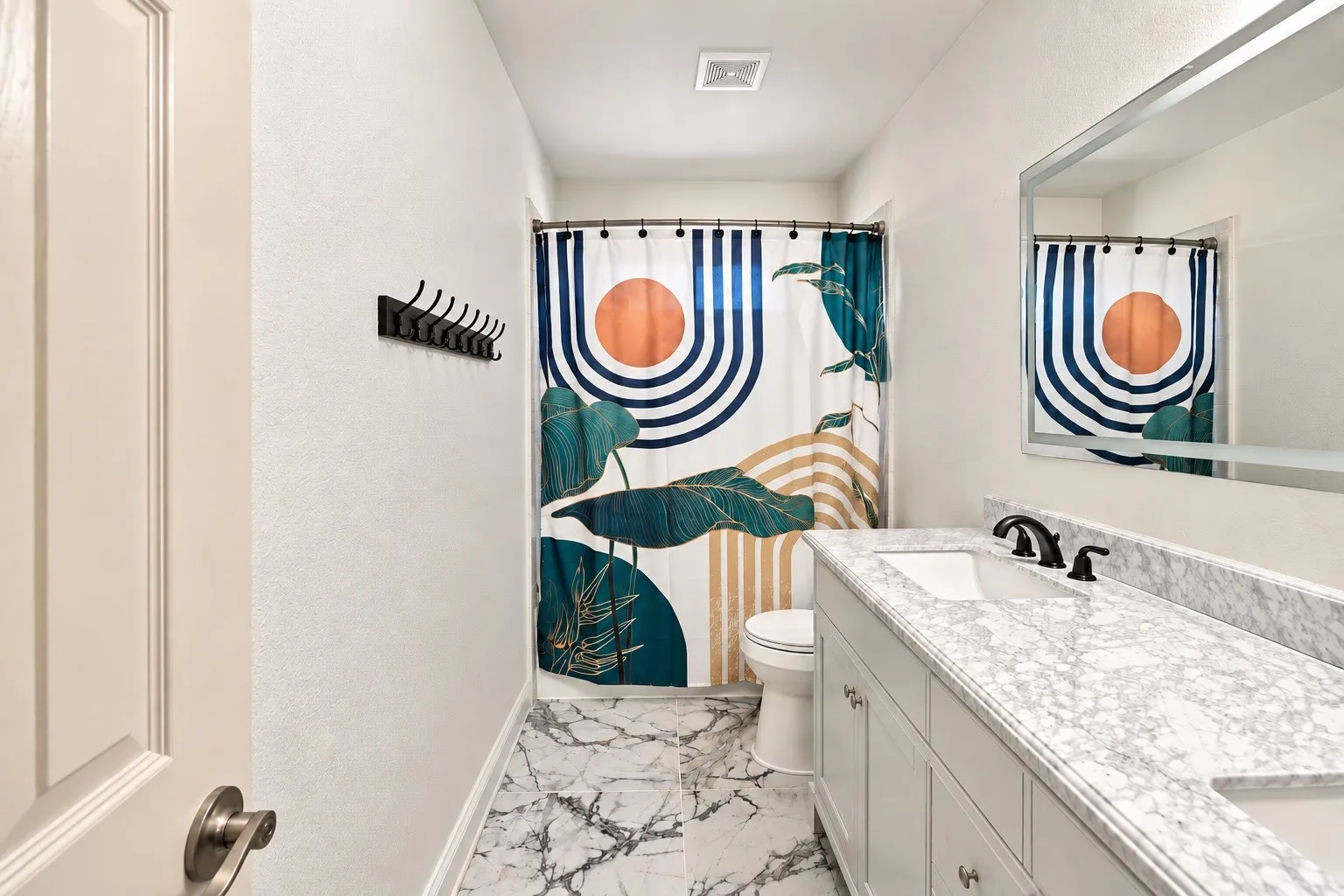 Single Family Residence For Sale in Denton County , 3005 Alcove Lane, Corinth, Texas 76210, 3 Bedroom, 3 Bathroom, 2 Garage spaces, 2,359 Sqft, built in 1998, mls#21397139, Real Estate Agent in Corinth, Homes For Sale in Denton county, Homes For Sale in Corinth, Realtor in Corinth Texas, Real Estate Brokerage Independent Realty Texas, Luminita Cordes Realtor