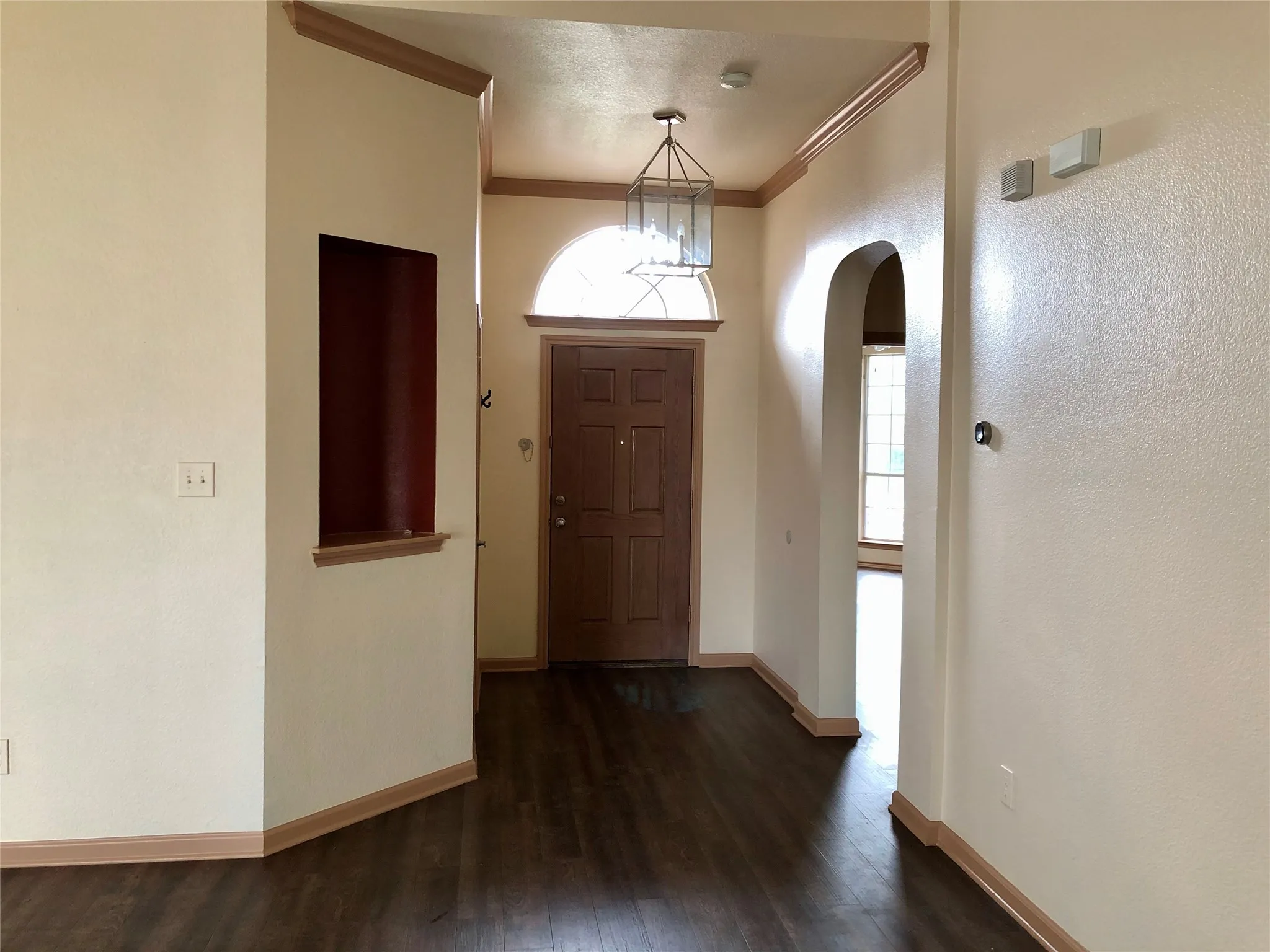 Single Family Residence For Rent in Tarrant County , 14036 Coyote Trail, Fort Worth, Texas 76052, 3 Bedroom, 2 Bathroom, 2 Garage spaces, 1,540 Sqft, built in 2006, mls#21397875, Real Estate Agent in Fort Worth, Homes For Rent in Tarrant county, Homes For Rent in Fort Worth, Realtor in Fort Worth Texas, Real Estate Brokerage Independent Realty Texas, Luminita Cordes Realtor