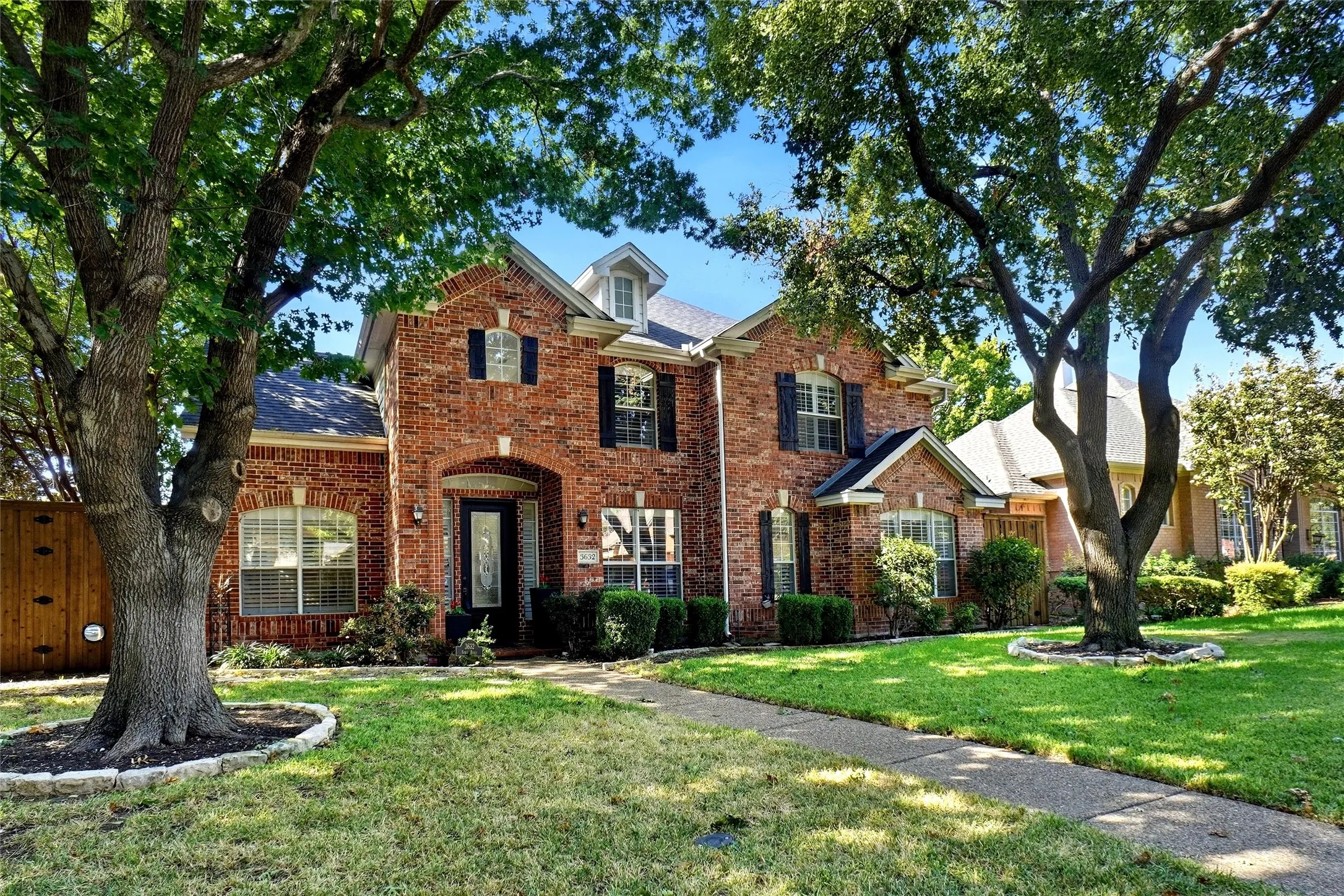 Single Family Residence For Sale in Denton County , 3632 Sable Ridge Drive, Dallas, Texas 75287, 4 Bedroom, 4 Bathroom, 2 Garage spaces, 3,202 Sqft, built in 1998, mls#21395313, Real Estate Agent in Dallas, Homes For Sale in Denton county, Homes For Sale in Dallas, Realtor in Dallas Texas, Real Estate Brokerage Independent Realty Texas, Luminita Cordes Realtor