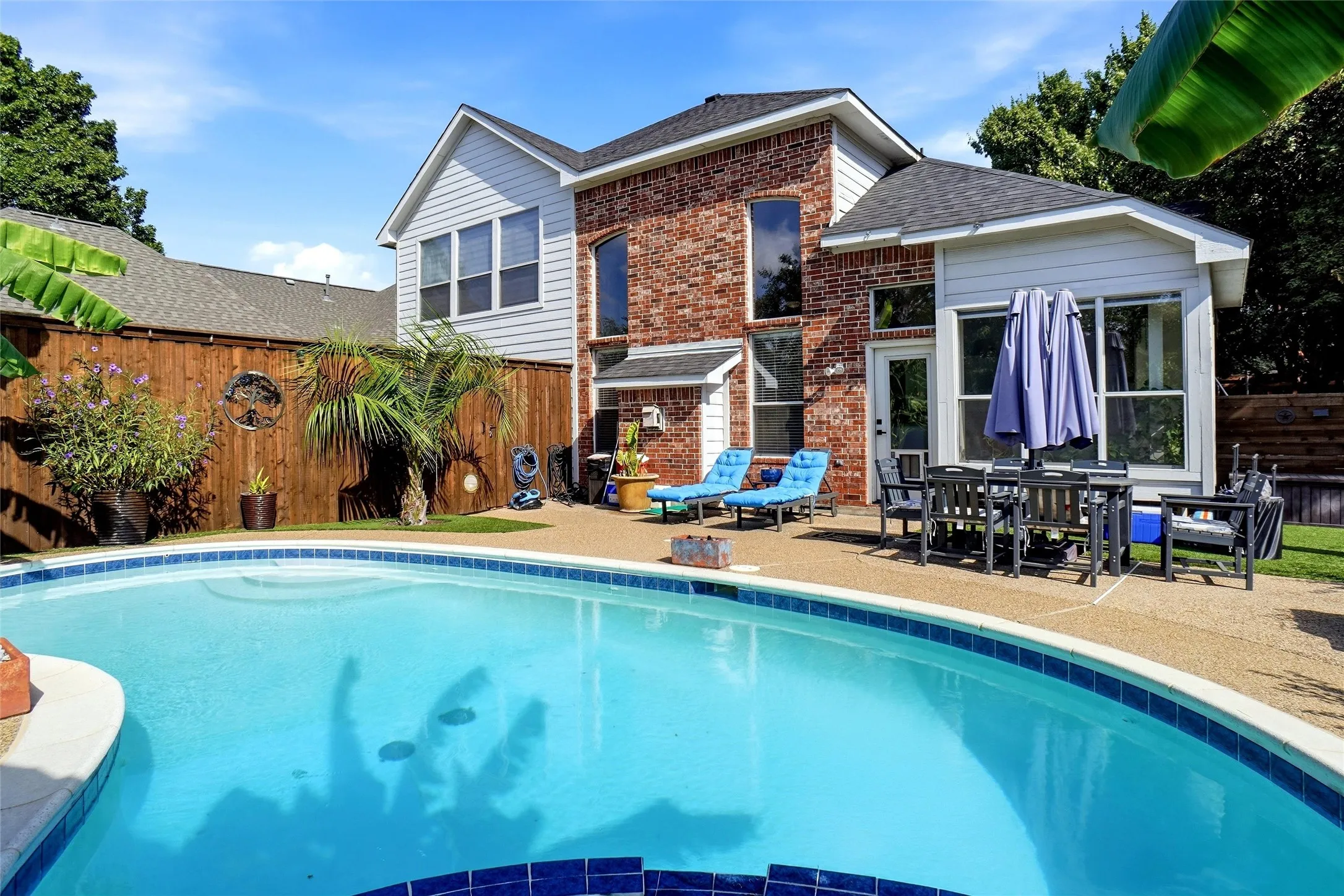 Single Family Residence For Sale in Denton County , 3632 Sable Ridge Drive, Dallas, Texas 75287, 4 Bedroom, 4 Bathroom, 2 Garage spaces, 3,202 Sqft, built in 1998, mls#21395313, Real Estate Agent in Dallas, Homes For Sale in Denton county, Homes For Sale in Dallas, Realtor in Dallas Texas, Real Estate Brokerage Independent Realty Texas, Luminita Cordes Realtor