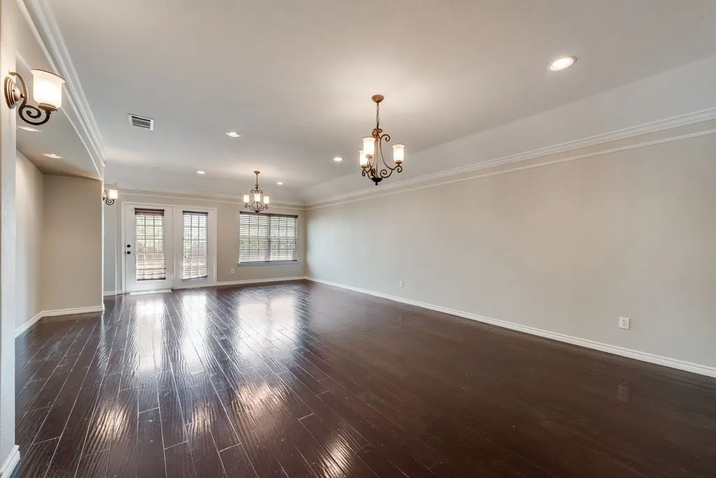 Single Family Residence For Rent in Denton County , 5846 Pinebrook Drive, The Colony, Texas 75056, 3 Bedroom, 2 Bathroom, 2 Garage spaces, 2,027 Sqft, built in 2007, mls#21397901, Real Estate Agent in The Colony, Homes For Rent in Denton county, Homes For Rent in The Colony, Realtor in The Colony Texas, Real Estate Brokerage Independent Realty Texas, Luminita Cordes Realtor