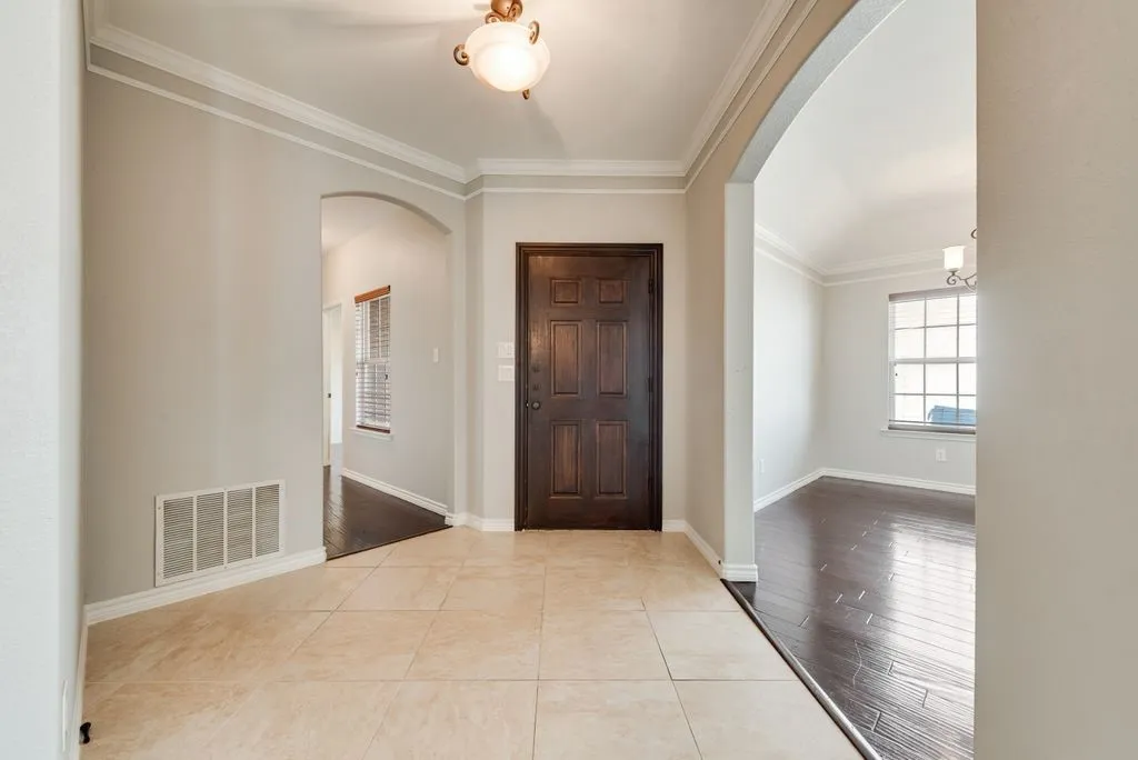 Single Family Residence For Rent in Denton County , 5846 Pinebrook Drive, The Colony, Texas 75056, 3 Bedroom, 2 Bathroom, 2 Garage spaces, 2,027 Sqft, built in 2007, mls#21397901, Real Estate Agent in The Colony, Homes For Rent in Denton county, Homes For Rent in The Colony, Realtor in The Colony Texas, Real Estate Brokerage Independent Realty Texas, Luminita Cordes Realtor