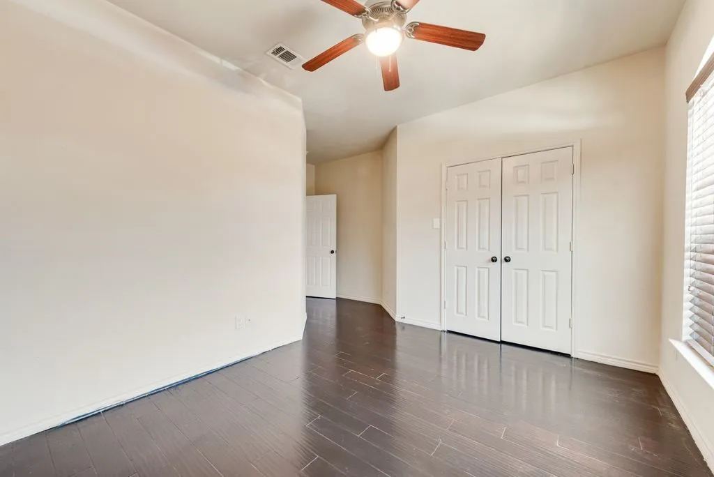 Single Family Residence For Rent in Denton County , 5846 Pinebrook Drive, The Colony, Texas 75056, 3 Bedroom, 2 Bathroom, 2 Garage spaces, 2,027 Sqft, built in 2007, mls#21397901, Real Estate Agent in The Colony, Homes For Rent in Denton county, Homes For Rent in The Colony, Realtor in The Colony Texas, Real Estate Brokerage Independent Realty Texas, Luminita Cordes Realtor