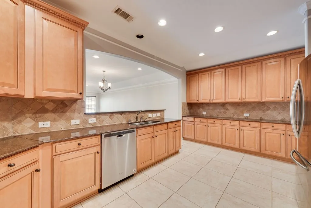 Single Family Residence For Rent in Denton County , 5846 Pinebrook Drive, The Colony, Texas 75056, 3 Bedroom, 2 Bathroom, 2 Garage spaces, 2,027 Sqft, built in 2007, mls#21397901, Real Estate Agent in The Colony, Homes For Rent in Denton county, Homes For Rent in The Colony, Realtor in The Colony Texas, Real Estate Brokerage Independent Realty Texas, Luminita Cordes Realtor