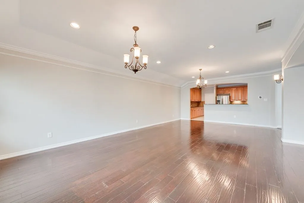 Single Family Residence For Rent in Denton County , 5846 Pinebrook Drive, The Colony, Texas 75056, 3 Bedroom, 2 Bathroom, 2 Garage spaces, 2,027 Sqft, built in 2007, mls#21397901, Real Estate Agent in The Colony, Homes For Rent in Denton county, Homes For Rent in The Colony, Realtor in The Colony Texas, Real Estate Brokerage Independent Realty Texas, Luminita Cordes Realtor