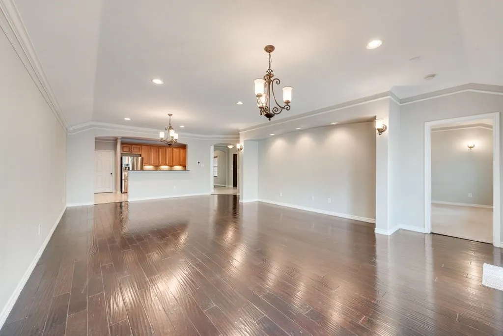 Single Family Residence For Rent in Denton County , 5846 Pinebrook Drive, The Colony, Texas 75056, 3 Bedroom, 2 Bathroom, 2 Garage spaces, 2,027 Sqft, built in 2007, mls#21397901, Real Estate Agent in The Colony, Homes For Rent in Denton county, Homes For Rent in The Colony, Realtor in The Colony Texas, Real Estate Brokerage Independent Realty Texas, Luminita Cordes Realtor