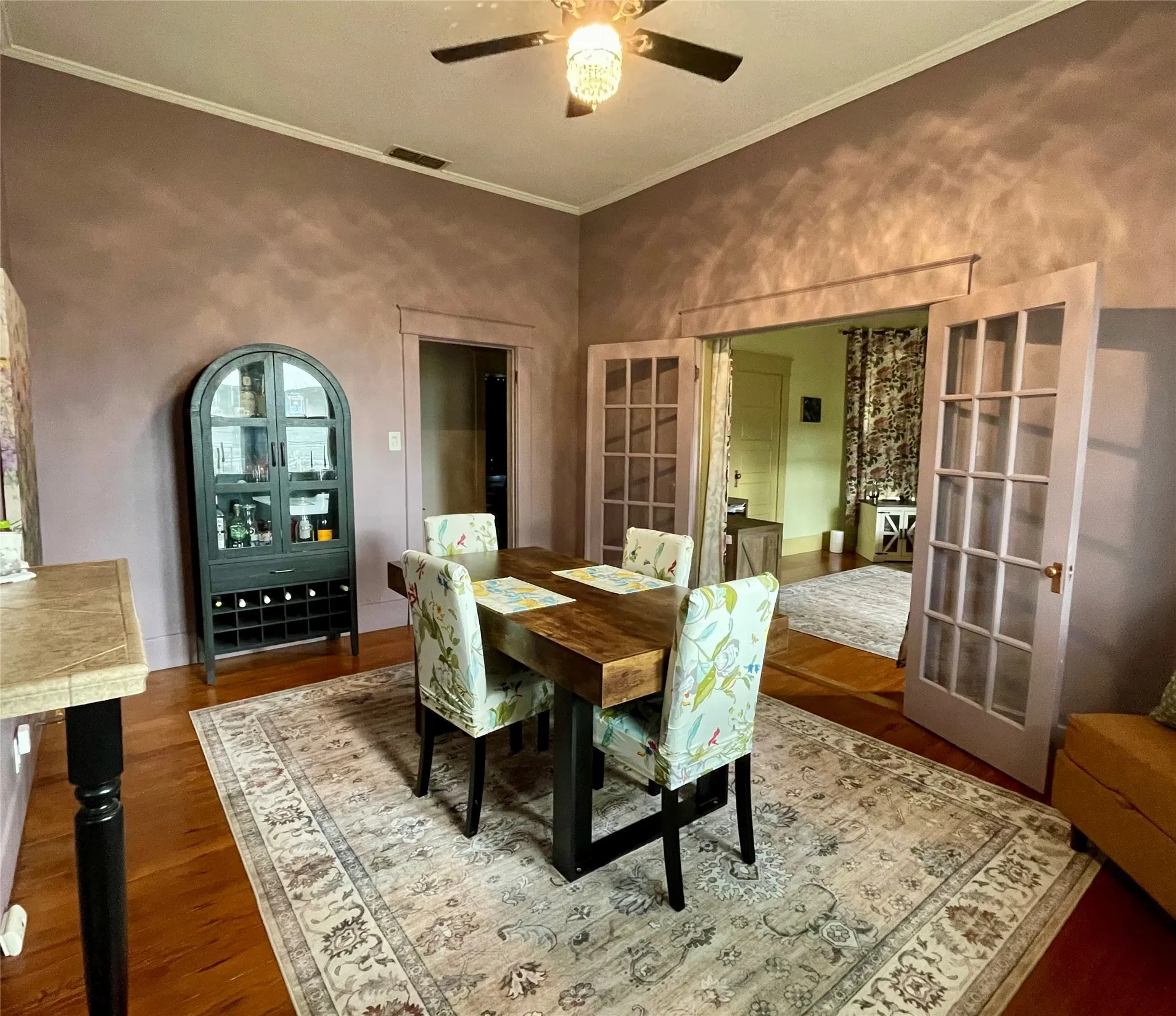 Single Family Residence For Sale in Callahan County , 200 N Avenue C, Cross Plains, Texas 76443, 3 Bedroom, 2 Bathroom, Garage spaces, 1,408 Sqft, built in 1910, mls#21397697, Real Estate Agent in Cross Plains, Homes For Sale in Callahan county, Homes For Sale in Cross Plains, Realtor in Cross Plains Texas, Real Estate Brokerage Independent Realty Texas, Luminita Cordes Realtor