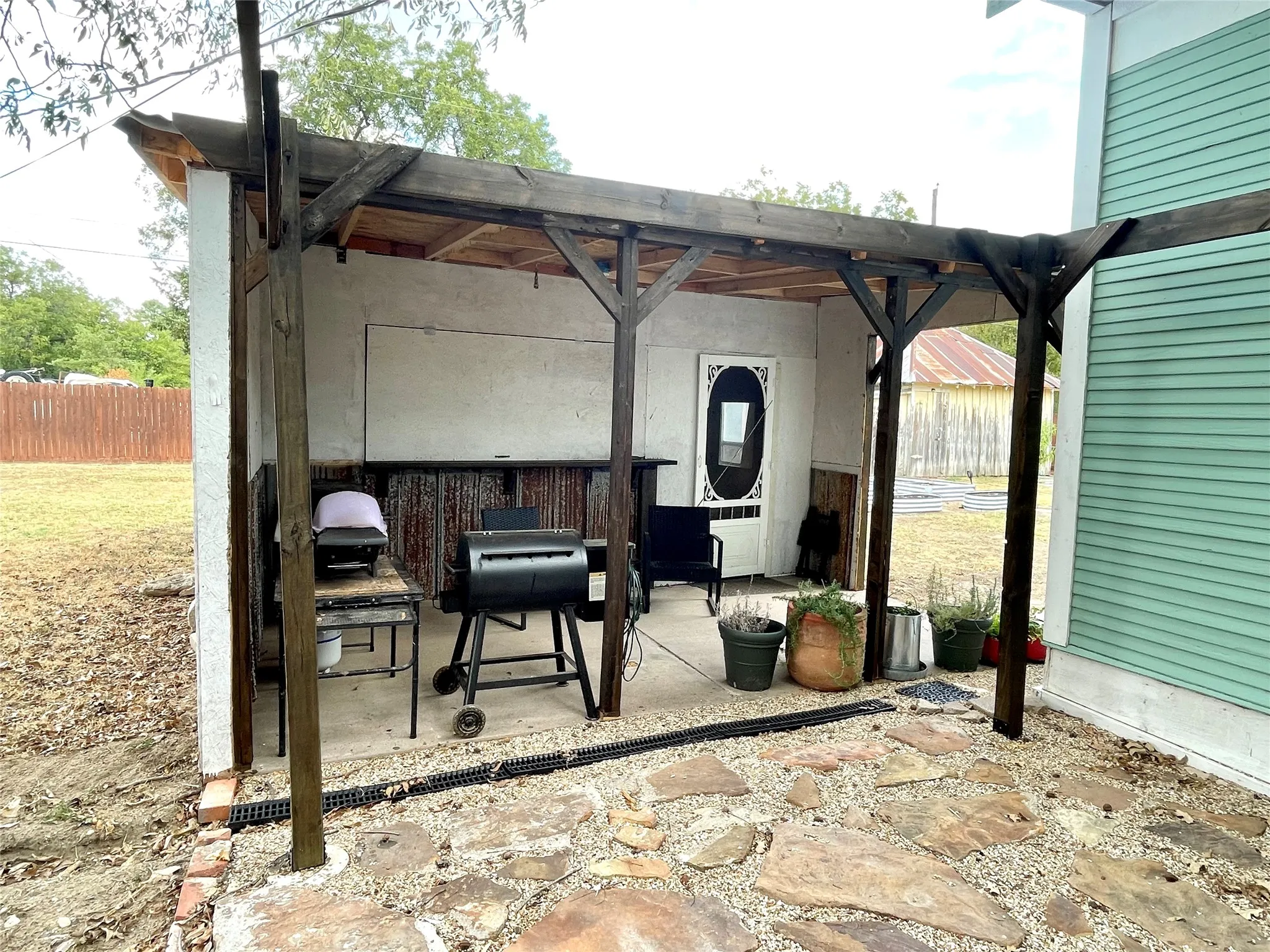 Out Door Kitchen