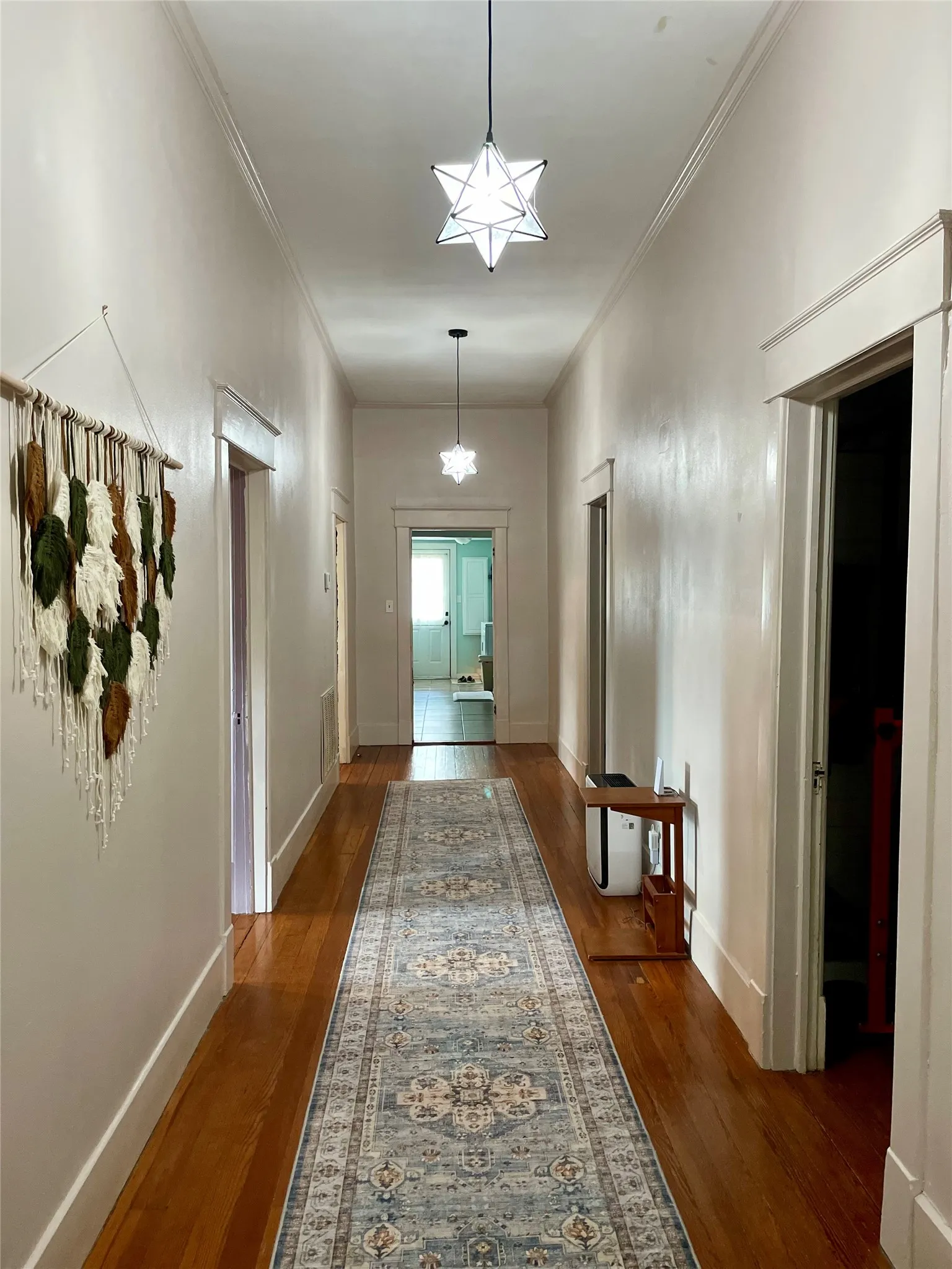 Single Family Residence For Sale in Callahan County , 200 N Avenue C, Cross Plains, Texas 76443, 3 Bedroom, 2 Bathroom, Garage spaces, 1,408 Sqft, built in 1910, mls#21397697, Real Estate Agent in Cross Plains, Homes For Sale in Callahan county, Homes For Sale in Cross Plains, Realtor in Cross Plains Texas, Real Estate Brokerage Independent Realty Texas, Luminita Cordes Realtor