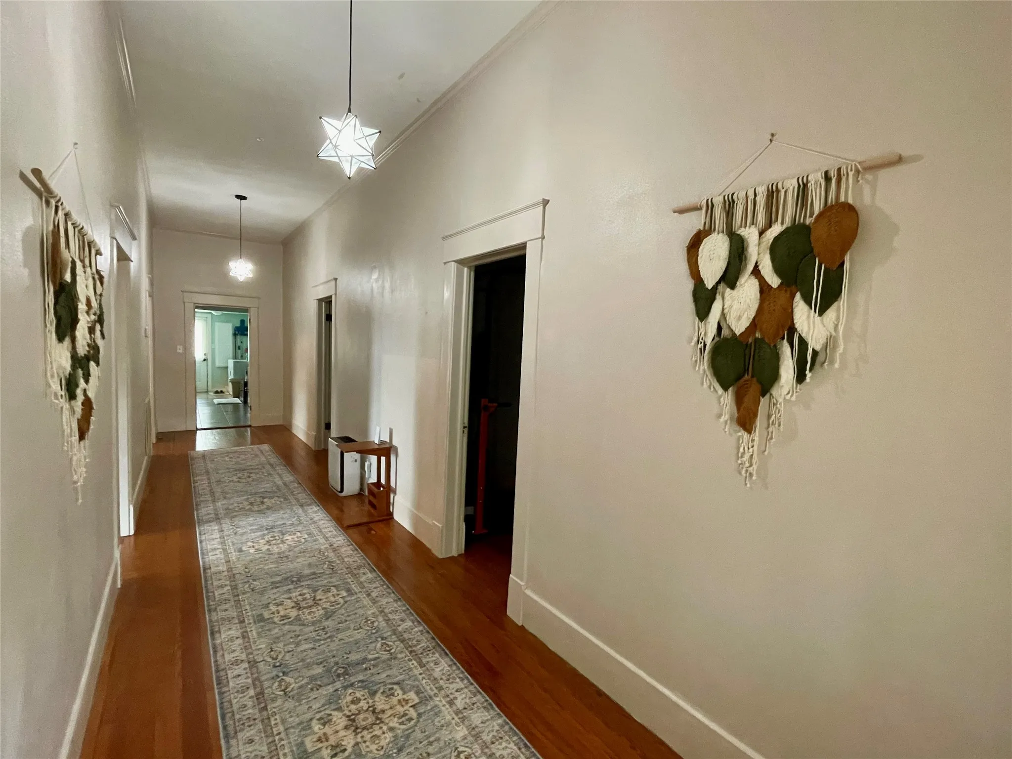 Single Family Residence For Sale in Callahan County , 200 N Avenue C, Cross Plains, Texas 76443, 3 Bedroom, 2 Bathroom, Garage spaces, 1,408 Sqft, built in 1910, mls#21397697, Real Estate Agent in Cross Plains, Homes For Sale in Callahan county, Homes For Sale in Cross Plains, Realtor in Cross Plains Texas, Real Estate Brokerage Independent Realty Texas, Luminita Cordes Realtor