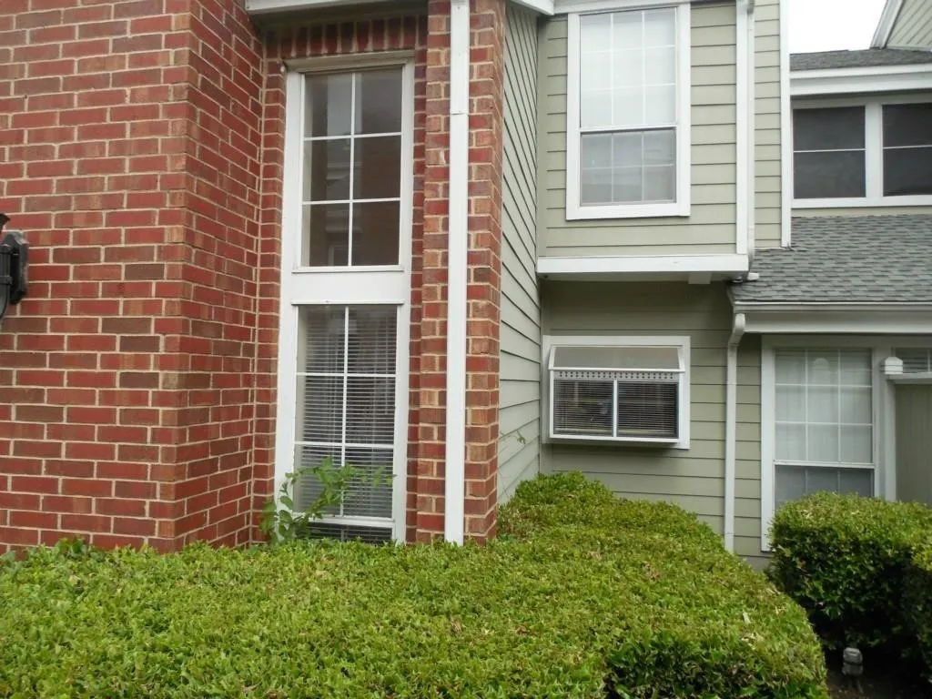 Condominium For Rent in Collin County , 6220 Bentwood Trail 1401, Dallas, Texas 75252, 1 Bedroom, 1 Bathroom, 1 Garage spaces, 610 Sqft, built in 1984, mls#21397909, Real Estate Agent in Dallas, Homes For Rent in Collin county, Homes For Rent in Dallas, Realtor in Dallas Texas, Real Estate Brokerage Independent Realty Texas, Luminita Cordes Realtor