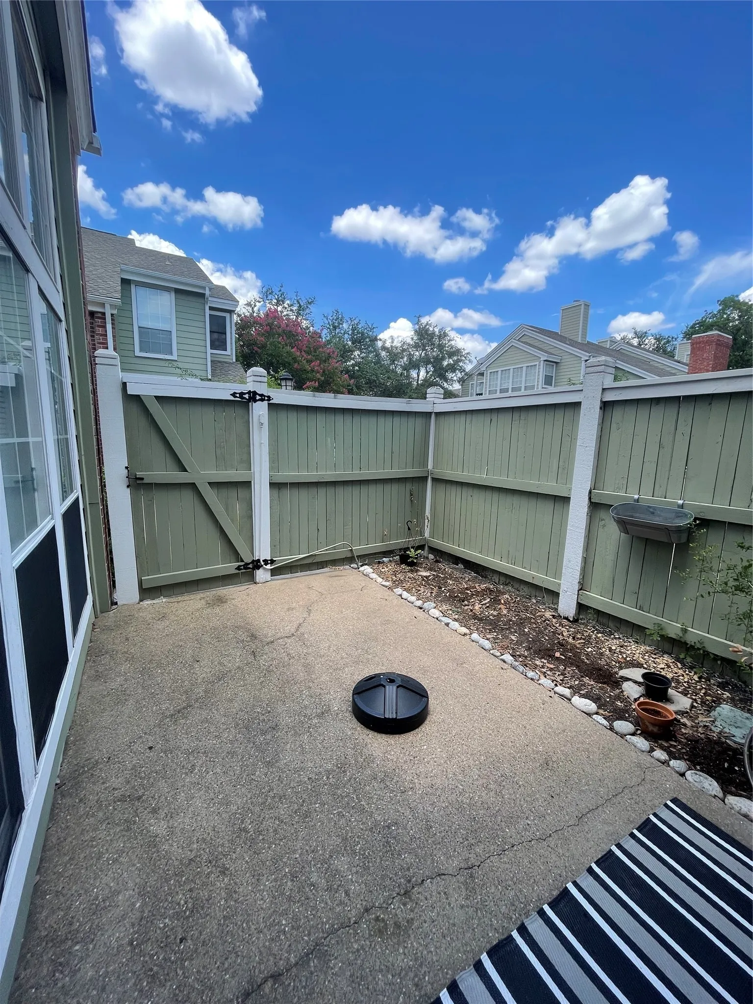 Condominium For Rent in Collin County , 6220 Bentwood Trail 1401, Dallas, Texas 75252, 1 Bedroom, 1 Bathroom, 1 Garage spaces, 610 Sqft, built in 1984, mls#21397909, Real Estate Agent in Dallas, Homes For Rent in Collin county, Homes For Rent in Dallas, Realtor in Dallas Texas, Real Estate Brokerage Independent Realty Texas, Luminita Cordes Realtor