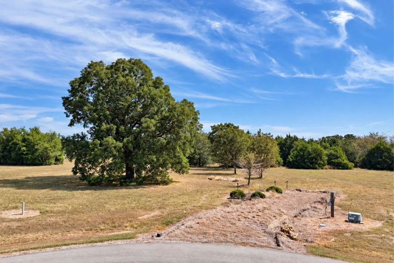 Unimproved Land For Sale in Navarro County , Lot 381 Waverunner, Corsicana, Texas 75109, 0, 0, Garage spaces, 0 Sqft, built in 0, mls#21395408, Real Estate Agent in Corsicana, Homes For Sale in Navarro county, Homes For Sale in Corsicana, Realtor in Corsicana Texas, Real Estate Brokerage Independent Realty Texas, Luminita Cordes Realtor