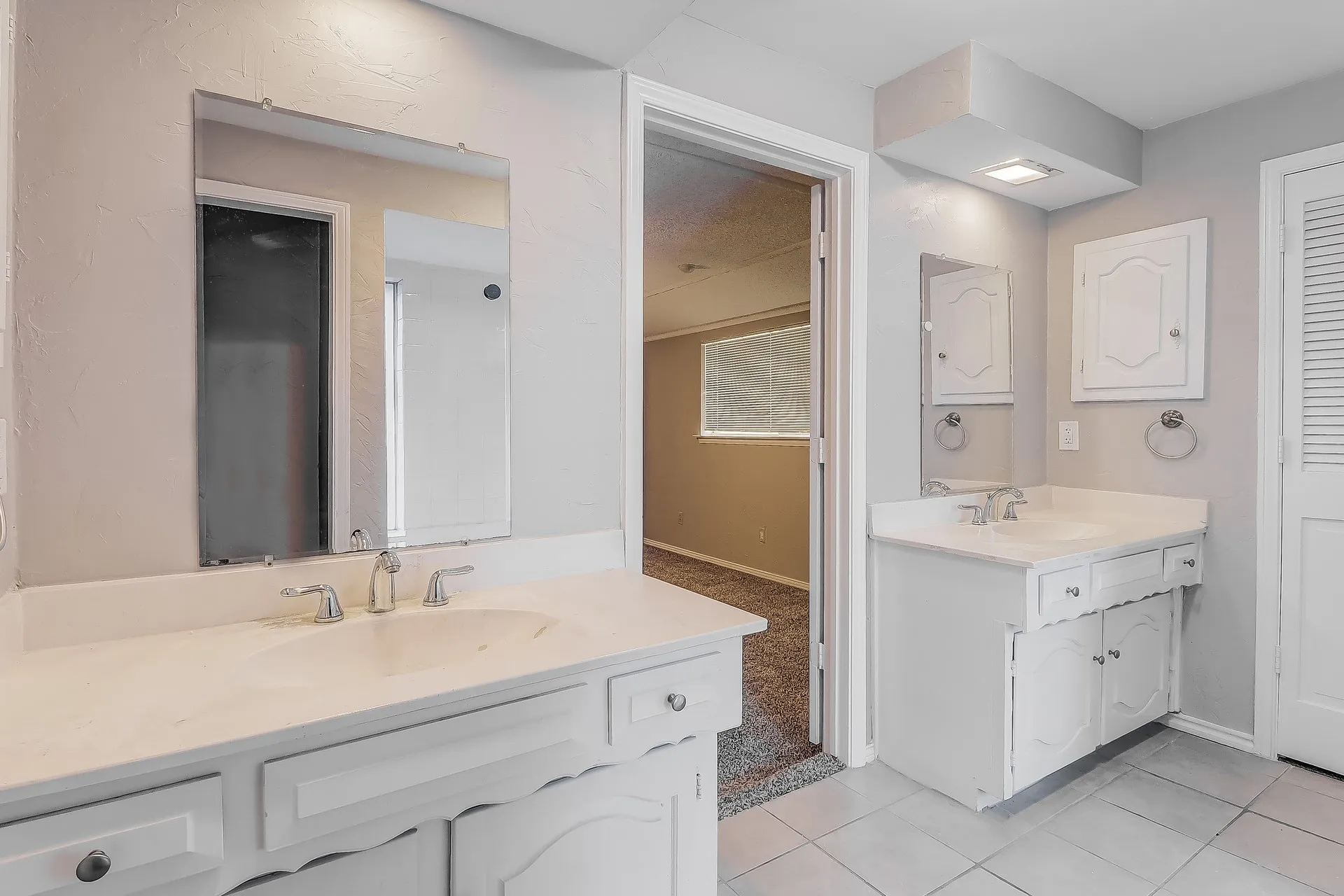 Single Family Residence For Rent in Dallas County , 1021 Shadywood Lane, De Soto, Texas 75115, 3 Bedroom, 2 Bathroom, 2 Garage spaces, 2,319 Sqft, built in 1974, mls#21397927, Real Estate Agent in De Soto, Homes For Rent in Dallas county, Homes For Rent in De Soto, Realtor in De Soto Texas, Real Estate Brokerage Independent Realty Texas, Luminita Cordes Realtor