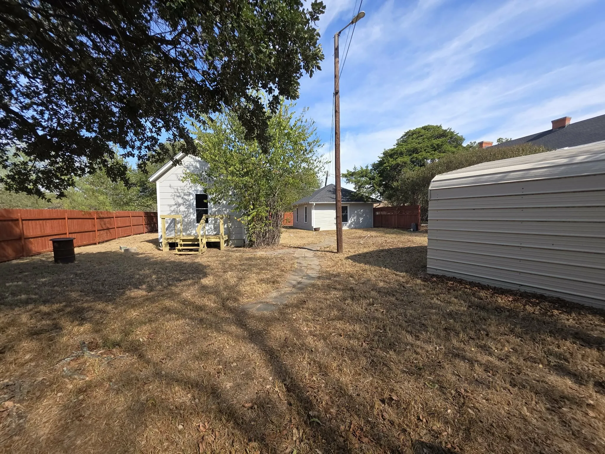 Single Family Residence For Sale in Limestone County , 401 S 8th Street, Coolidge, Texas 76635, 4 Bedroom, 4 Bathroom, 2 Garage spaces, 2,538 Sqft, built in 1923, mls#21396520, Real Estate Agent in Coolidge, Homes For Sale in Limestone county, Homes For Sale in Coolidge, Realtor in Coolidge Texas, Real Estate Brokerage Independent Realty Texas, Luminita Cordes Realtor