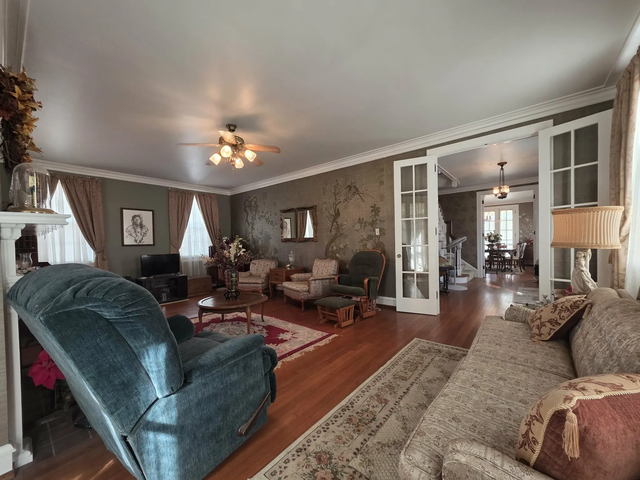 Single Family Residence For Sale in Limestone County , 401 S 8th Street, Coolidge, Texas 76635, 4 Bedroom, 4 Bathroom, 2 Garage spaces, 2,538 Sqft, built in 1923, mls#21396520, Real Estate Agent in Coolidge, Homes For Sale in Limestone county, Homes For Sale in Coolidge, Realtor in Coolidge Texas, Real Estate Brokerage Independent Realty Texas, Luminita Cordes Realtor