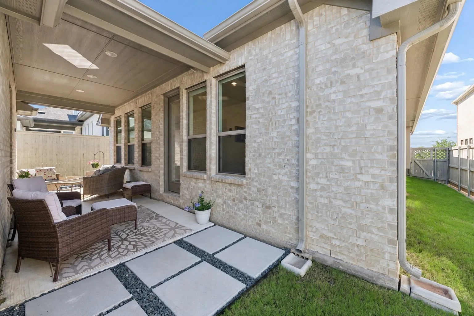 Single Family Residence For Rent in Denton County , 2324 Campfire Trail, Northlake, Texas 76247, 3 Bedroom, 2 Bathroom, 2 Garage spaces, 1,758 Sqft, built in 2024, mls#21397810, Real Estate Agent in Northlake, Homes For Rent in Denton county, Homes For Rent in Northlake, Realtor in Northlake Texas, Real Estate Brokerage Independent Realty Texas, Luminita Cordes Realtor