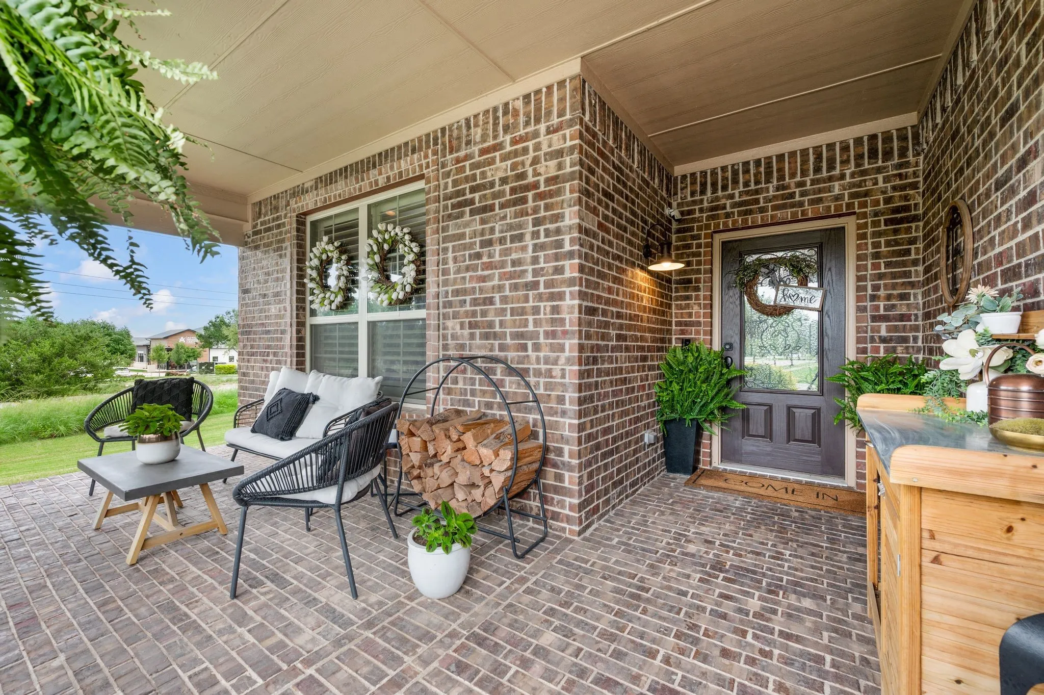 Single Family Residence For Sale in Denton County , 1701 Mcgee Avenue, Argyle, Texas 76226, 3 Bedroom, 3 Bathroom, 2 Garage spaces, 2,513 Sqft, built in 2016, mls#21397240, Real Estate Agent in Argyle, Homes For Sale in Denton county, Homes For Sale in Argyle, Realtor in Argyle Texas, Real Estate Brokerage Independent Realty Texas, Luminita Cordes Realtor