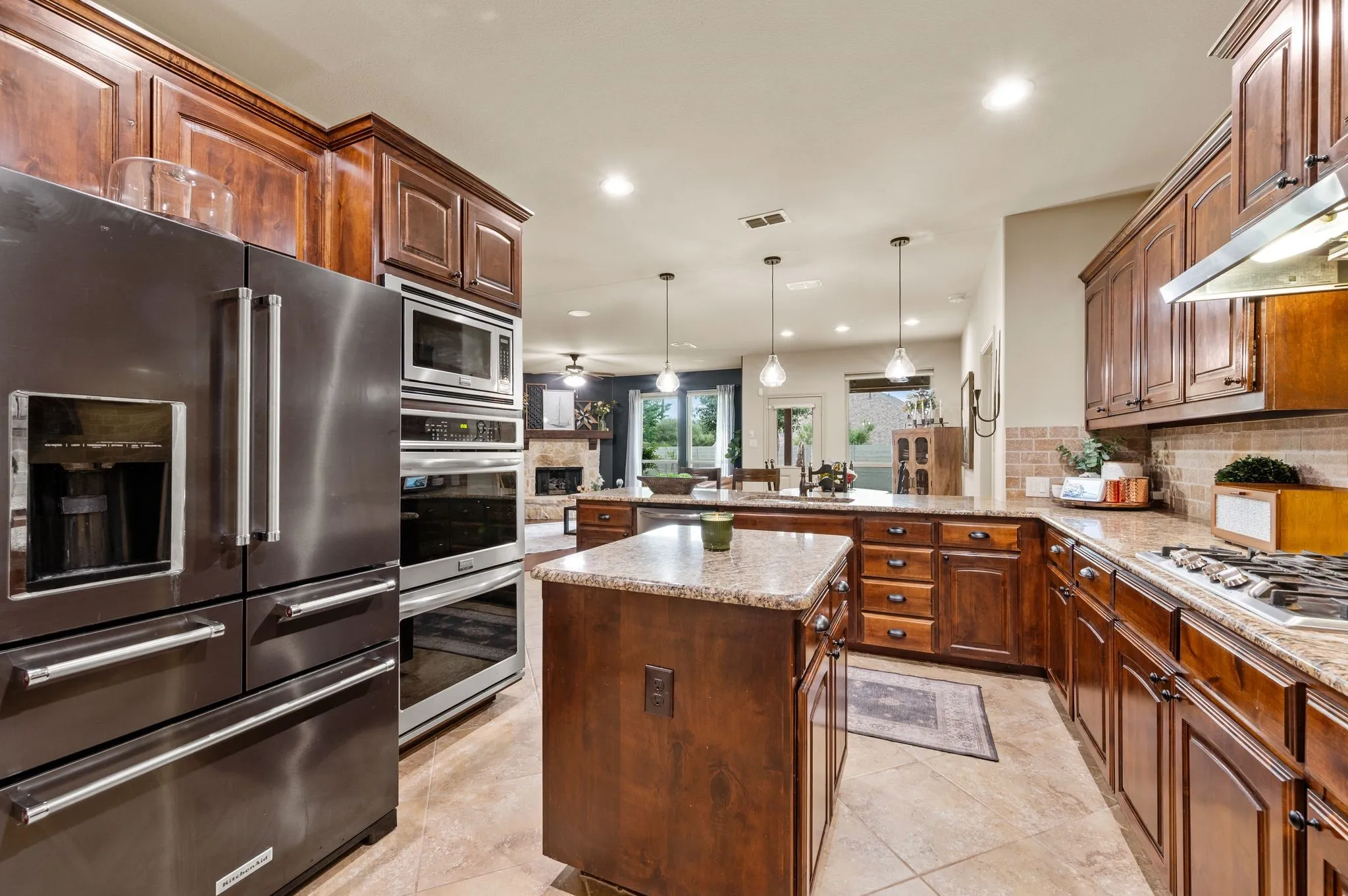 Single Family Residence For Sale in Denton County , 1701 Mcgee Avenue, Argyle, Texas 76226, 3 Bedroom, 3 Bathroom, 2 Garage spaces, 2,513 Sqft, built in 2016, mls#21397240, Real Estate Agent in Argyle, Homes For Sale in Denton county, Homes For Sale in Argyle, Realtor in Argyle Texas, Real Estate Brokerage Independent Realty Texas, Luminita Cordes Realtor