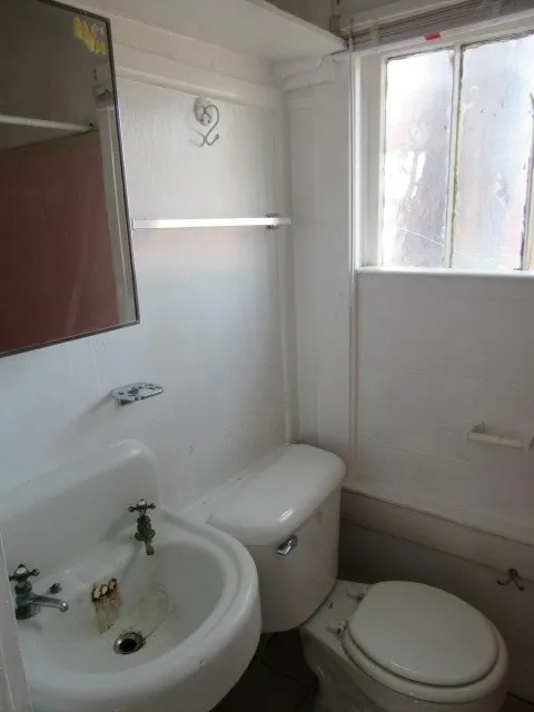 Apartment For Rent in Taylor County , 617 E North 18th Street B, Abilene, Texas 79601, 1 Bedroom, 1 Bathroom, Garage spaces, 378 Sqft, built in 1956, mls#21397947, Real Estate Agent in Abilene, Homes For Rent in Taylor county, Homes For Rent in Abilene, Realtor in Abilene Texas, Real Estate Brokerage Independent Realty Texas, Luminita Cordes Realtor
