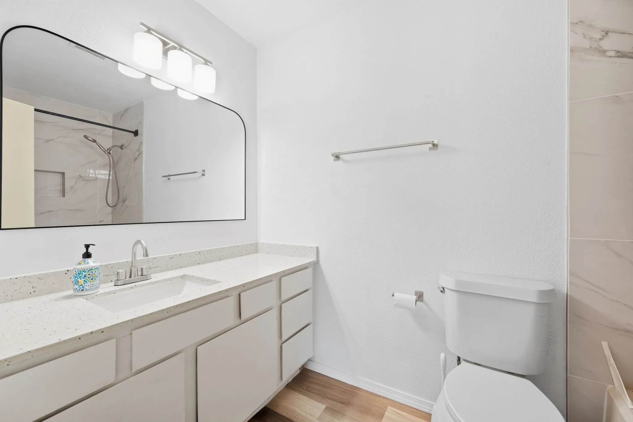Condominium For Sale in Dallas County , 12482 Abrams Road 1203, Dallas, Texas 75243, 1 Bedroom, 1 Bathroom, Garage spaces, 729 Sqft, built in 1982, mls#21395272, Real Estate Agent in Dallas, Homes For Sale in Dallas county, Homes For Sale in Dallas, Realtor in Dallas Texas, Real Estate Brokerage Independent Realty Texas, Luminita Cordes Realtor