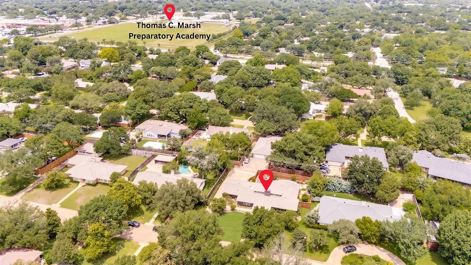 Single Family Residence For Sale in Dallas County , 3923 Weeburn Drive, Dallas, Texas 75229, 4 Bedroom, 3 Bathroom, 2 Garage spaces, 2,727 Sqft, built in 1964, mls#21397955, Real Estate Agent in Dallas, Homes For Sale in Dallas county, Homes For Sale in Dallas, Realtor in Dallas Texas, Real Estate Brokerage Independent Realty Texas, Luminita Cordes Realtor