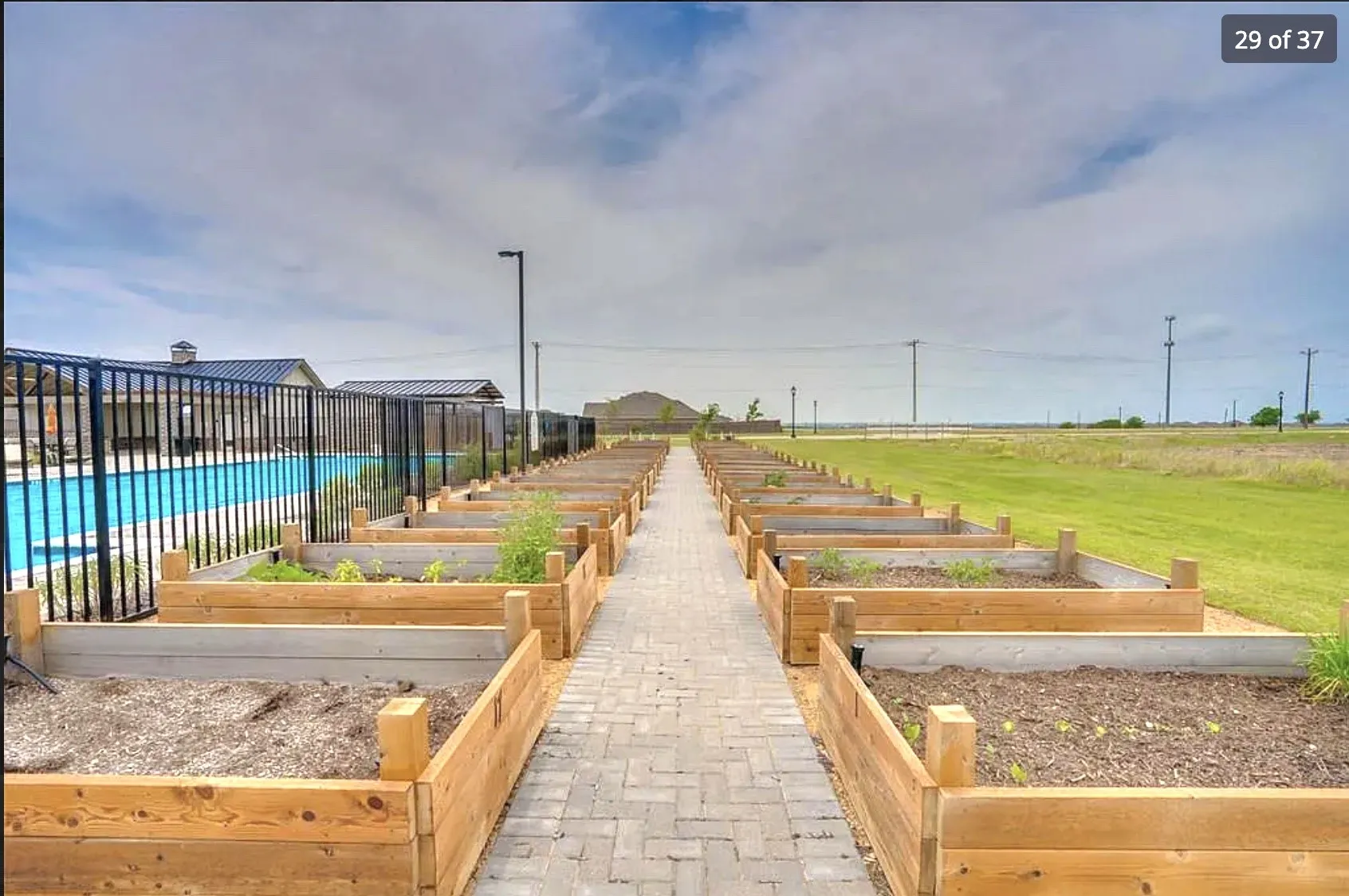 Single Family Residence For Rent in Denton County , 6217 Bracken Drive, Celina, Texas 76227, 4 Bedroom, 2 Bathroom, 2 Garage spaces, 2,124 Sqft, built in 2021, mls#21397954, Real Estate Agent in Celina, Homes For Rent in Denton county, Homes For Rent in Celina, Realtor in Celina Texas, Real Estate Brokerage Independent Realty Texas, Luminita Cordes Realtor