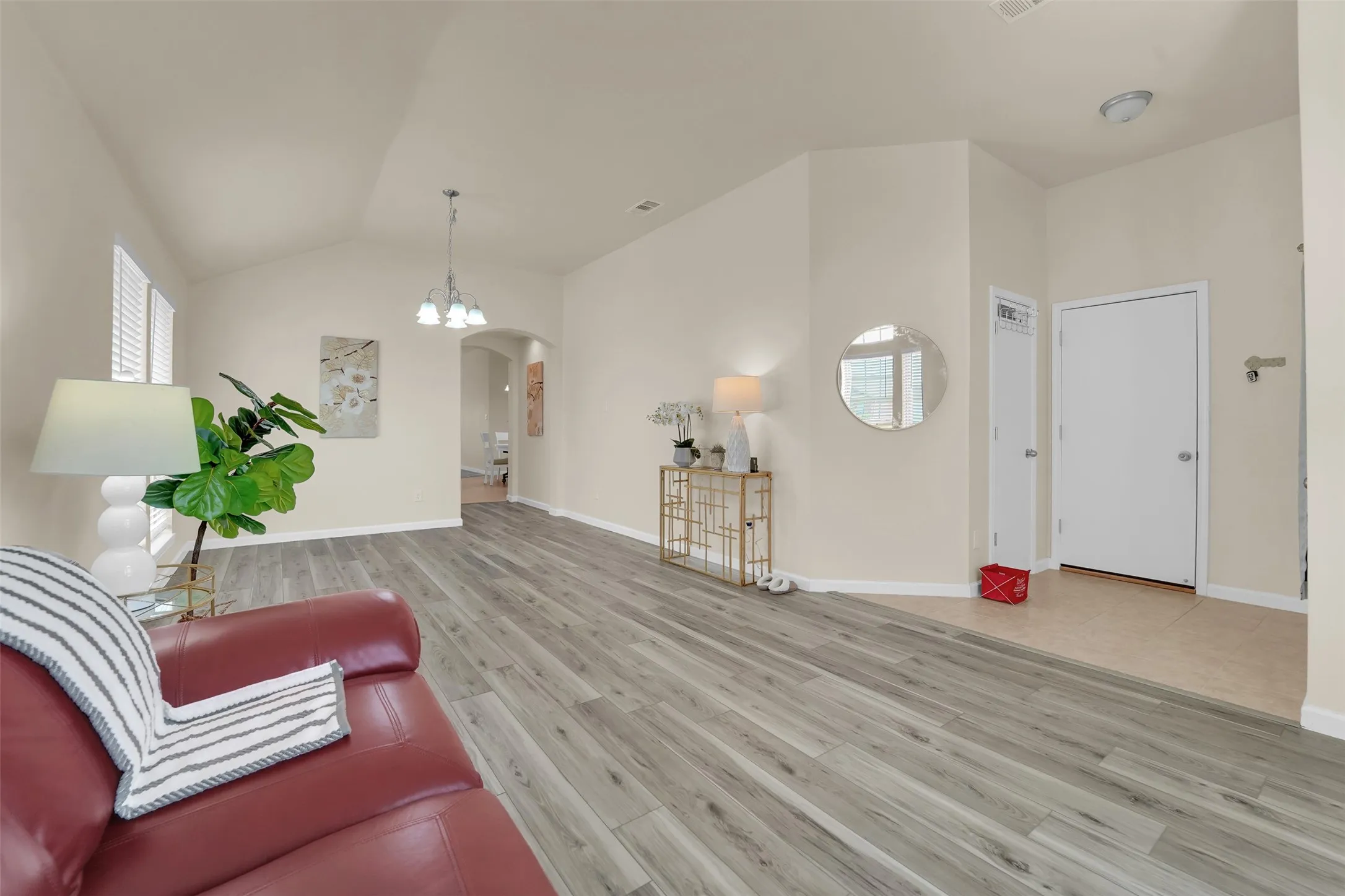 Single Family Residence For Sale in Rockwall County , 1616 Bob Drive, Royse City, Texas 75189, 4 Bedroom, 2 Bathroom, 2 Garage spaces, 1,885 Sqft, built in 2008, mls#21391978, Real Estate Agent in Royse City, Homes For Sale in Rockwall county, Homes For Sale in Royse City, Realtor in Royse City Texas, Real Estate Brokerage Independent Realty Texas, Luminita Cordes Realtor