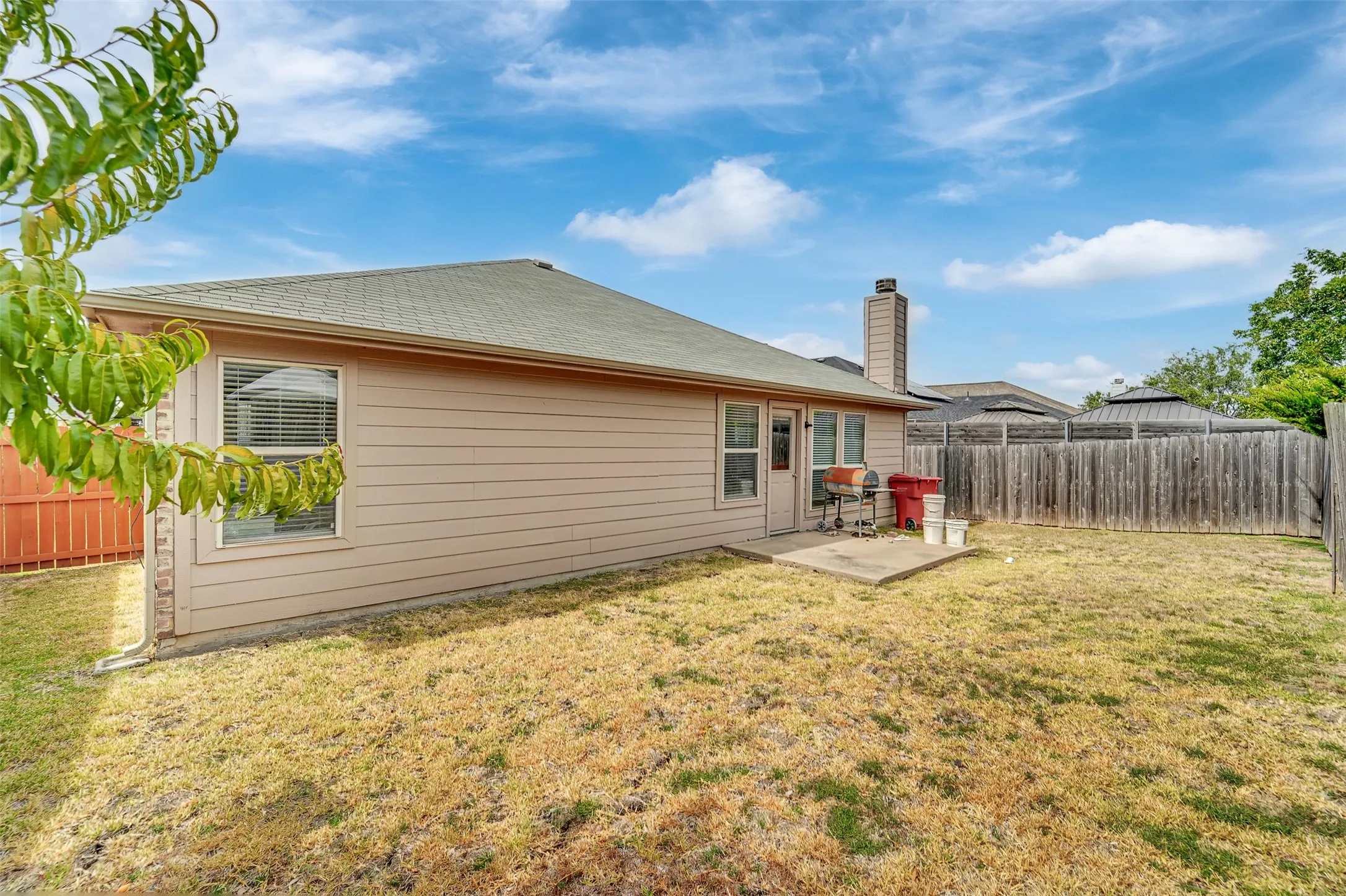 Single Family Residence For Sale in Rockwall County , 1616 Bob Drive, Royse City, Texas 75189, 4 Bedroom, 2 Bathroom, 2 Garage spaces, 1,885 Sqft, built in 2008, mls#21391978, Real Estate Agent in Royse City, Homes For Sale in Rockwall county, Homes For Sale in Royse City, Realtor in Royse City Texas, Real Estate Brokerage Independent Realty Texas, Luminita Cordes Realtor
