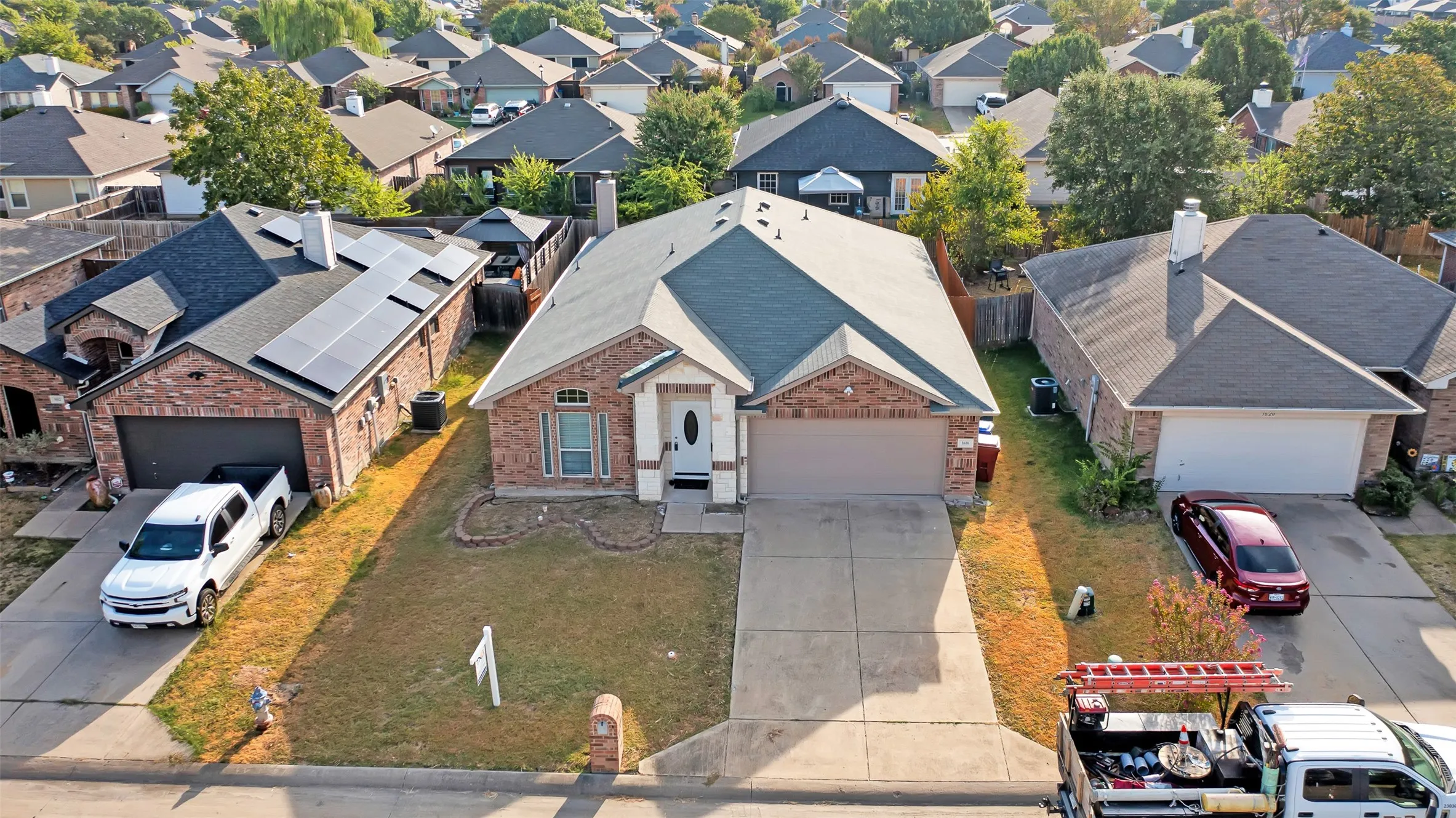 Single Family Residence For Sale in Rockwall County , 1616 Bob Drive, Royse City, Texas 75189, 4 Bedroom, 2 Bathroom, 2 Garage spaces, 1,885 Sqft, built in 2008, mls#21391978, Real Estate Agent in Royse City, Homes For Sale in Rockwall county, Homes For Sale in Royse City, Realtor in Royse City Texas, Real Estate Brokerage Independent Realty Texas, Luminita Cordes Realtor