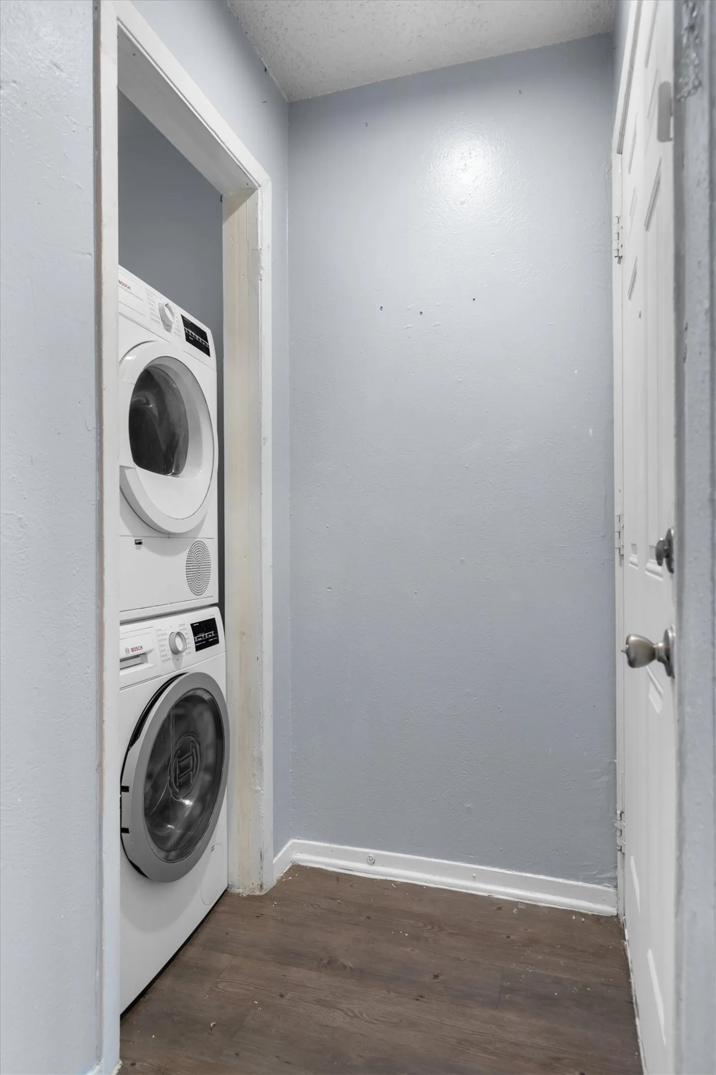 Condominium For Sale in Tarrant County , 5606 Boca Raton Boulevard 247, Fort Worth, Texas 76112, 2 Bedroom, 2 Bathroom, Garage spaces, 1,069 Sqft, built in 1972, mls#21386787, Real Estate Agent in Fort Worth, Homes For Sale in Tarrant county, Homes For Sale in Fort Worth, Realtor in Fort Worth Texas, Real Estate Brokerage Independent Realty Texas, Luminita Cordes Realtor
