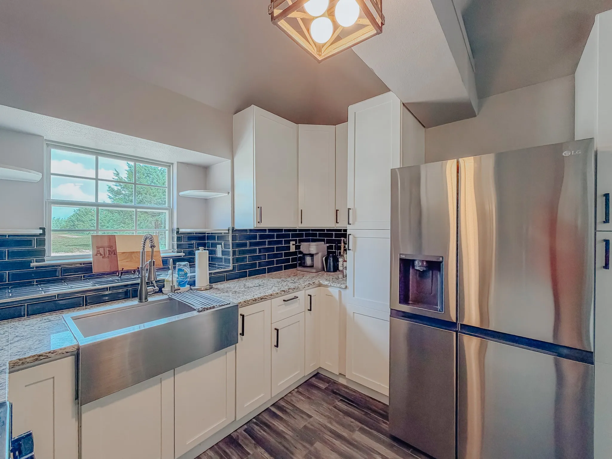 Single Family Residence For Sale in Navarro County , 315 County Road 2240, Kerens, Texas 75144, 2 Bedroom, 2 Bathroom, 4 Garage spaces, 1,320 Sqft, built in 2002, mls#21397908, Real Estate Agent in Kerens, Homes For Sale in Navarro county, Homes For Sale in Kerens, Realtor in Kerens Texas, Real Estate Brokerage Independent Realty Texas, Luminita Cordes Realtor