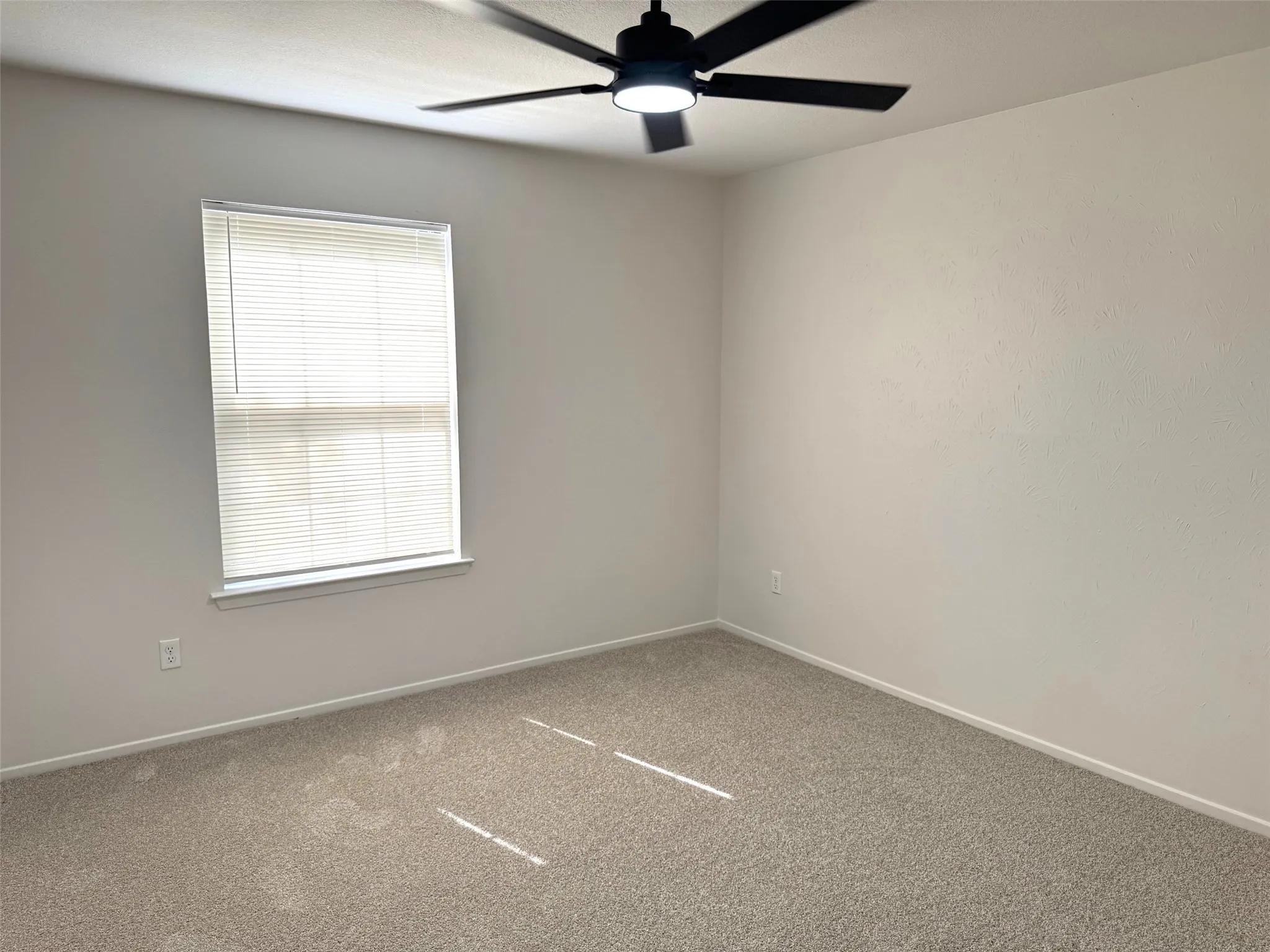 Single Family Residence For Rent in Denton County , 3731 Spring Meadow Lane, Flower Mound, Texas 75028, 4 Bedroom, 3 Bathroom, 2 Garage spaces, 2,330 Sqft, built in 1980, mls#21397466, Real Estate Agent in Flower Mound, Homes For Rent in Denton county, Homes For Rent in Flower Mound, Realtor in Flower Mound Texas, Real Estate Brokerage Independent Realty Texas, Luminita Cordes Realtor