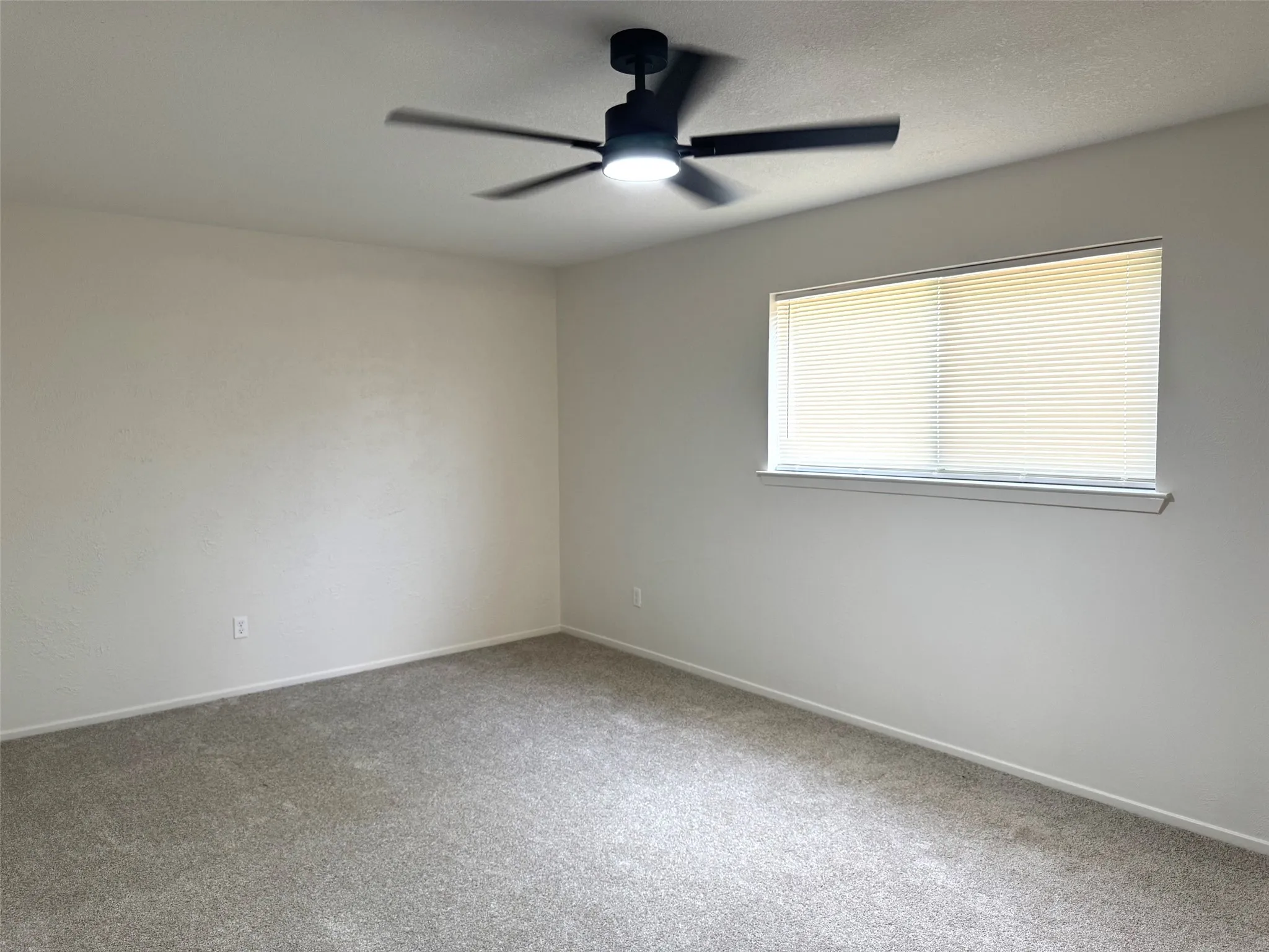 Single Family Residence For Rent in Denton County , 3731 Spring Meadow Lane, Flower Mound, Texas 75028, 4 Bedroom, 3 Bathroom, 2 Garage spaces, 2,330 Sqft, built in 1980, mls#21397466, Real Estate Agent in Flower Mound, Homes For Rent in Denton county, Homes For Rent in Flower Mound, Realtor in Flower Mound Texas, Real Estate Brokerage Independent Realty Texas, Luminita Cordes Realtor