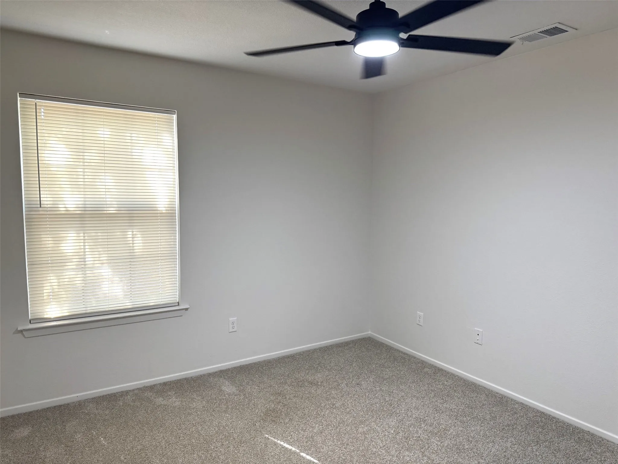 Single Family Residence For Rent in Denton County , 3731 Spring Meadow Lane, Flower Mound, Texas 75028, 4 Bedroom, 3 Bathroom, 2 Garage spaces, 2,330 Sqft, built in 1980, mls#21397466, Real Estate Agent in Flower Mound, Homes For Rent in Denton county, Homes For Rent in Flower Mound, Realtor in Flower Mound Texas, Real Estate Brokerage Independent Realty Texas, Luminita Cordes Realtor