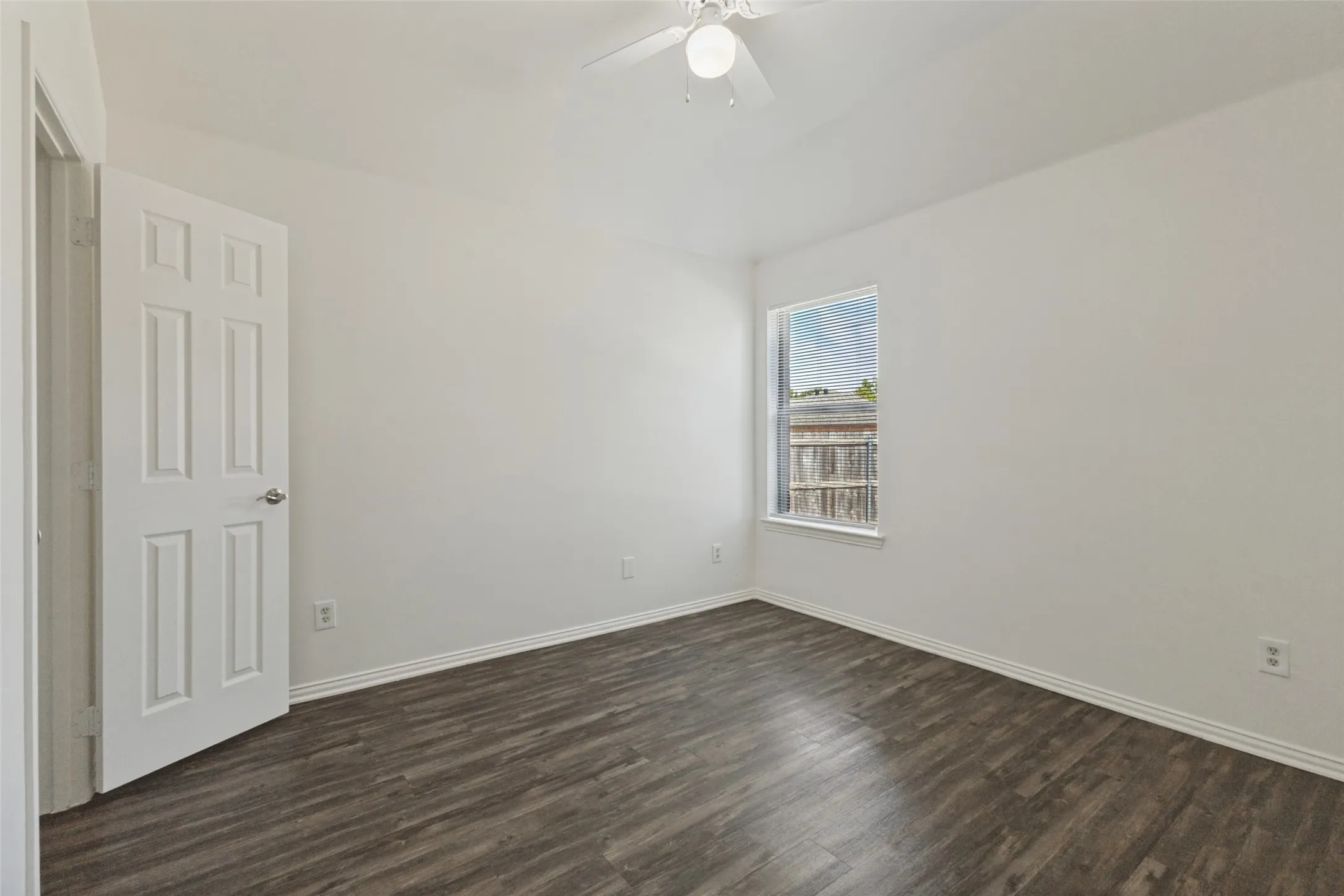 Duplex For Rent in Collin County , 252 Wyndham Meadows Way, Wylie, Texas 75098, 3 Bedroom, 2 Bathroom, 1 Garage spaces, 1,273 Sqft, built in 2004, mls#21397962, Real Estate Agent in Wylie, Homes For Rent in Collin county, Homes For Rent in Wylie, Realtor in Wylie Texas, Real Estate Brokerage Independent Realty Texas, Luminita Cordes Realtor