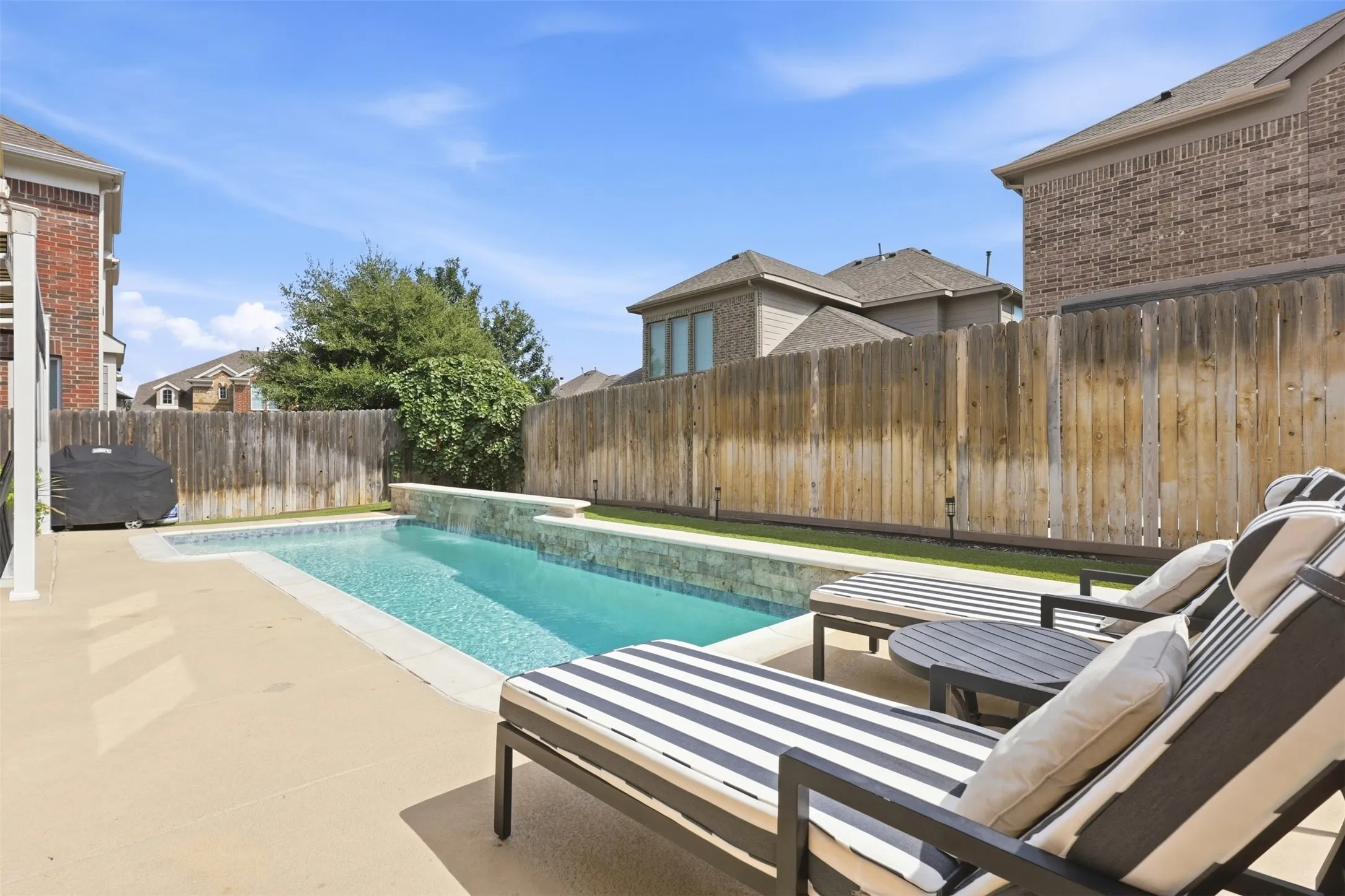 Single Family Residence For Sale in Denton County , 4028 Alpine Rose Court, Fort Worth, Texas 76262, 4 Bedroom, 3 Bathroom, 2 Garage spaces, 2,777 Sqft, built in 2017, mls#21397581, Real Estate Agent in Fort Worth, Homes For Sale in Denton county, Homes For Sale in Fort Worth, Realtor in Fort Worth Texas, Real Estate Brokerage Independent Realty Texas, Luminita Cordes Realtor