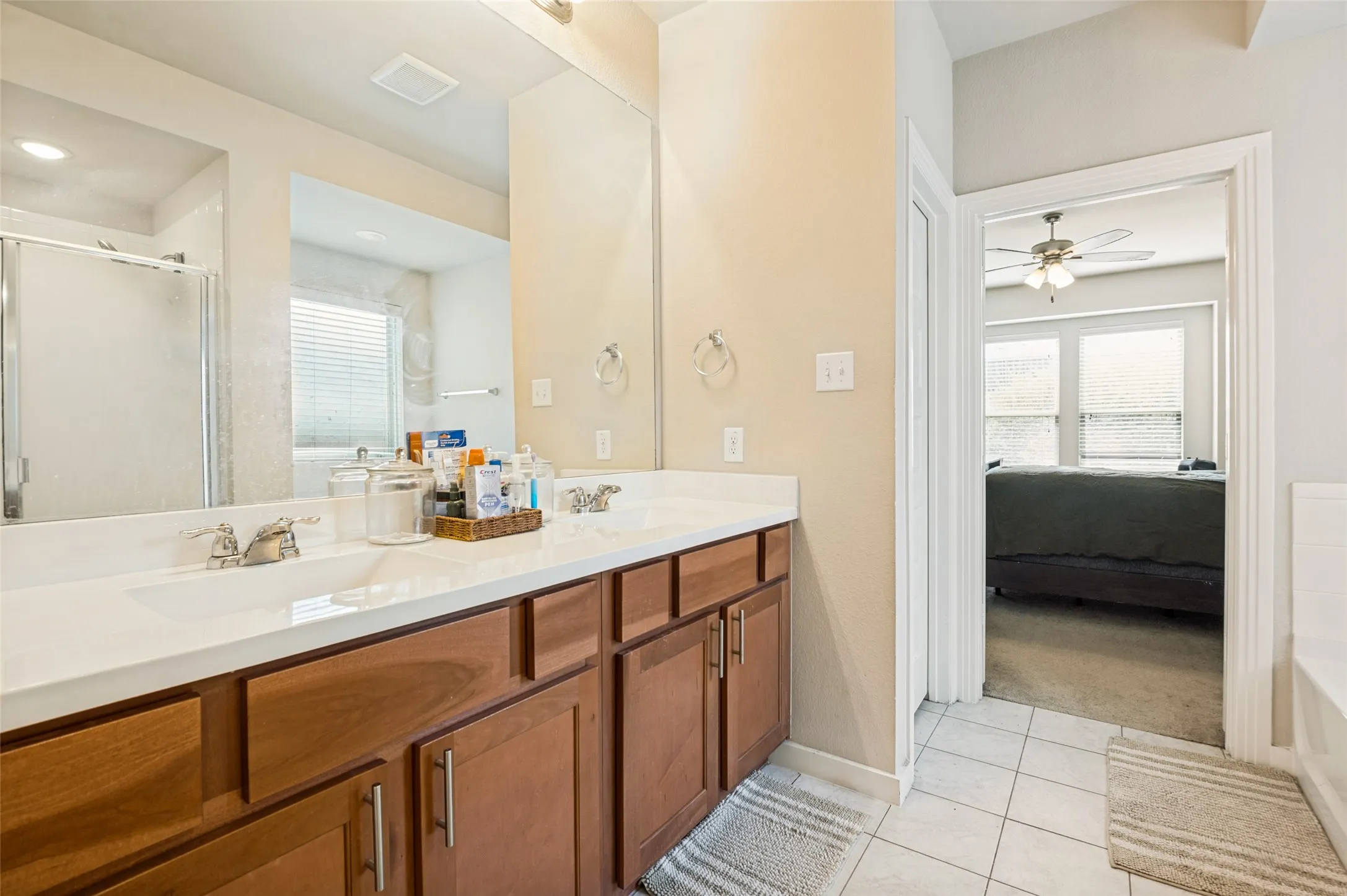 Single Family Residence For Sale in Denton County , 1224 Friesian Lane, Aubrey, Texas 76227, 3 Bedroom, 2 Bathroom, 2 Garage spaces, 1,578 Sqft, built in 2018, mls#21397879, Real Estate Agent in Aubrey, Homes For Sale in Denton county, Homes For Sale in Aubrey, Realtor in Aubrey Texas, Real Estate Brokerage Independent Realty Texas, Luminita Cordes Realtor