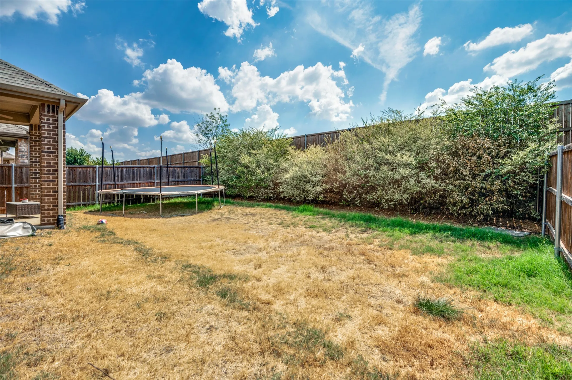 Single Family Residence For Sale in Denton County , 1224 Friesian Lane, Aubrey, Texas 76227, 3 Bedroom, 2 Bathroom, 2 Garage spaces, 1,578 Sqft, built in 2018, mls#21397879, Real Estate Agent in Aubrey, Homes For Sale in Denton county, Homes For Sale in Aubrey, Realtor in Aubrey Texas, Real Estate Brokerage Independent Realty Texas, Luminita Cordes Realtor