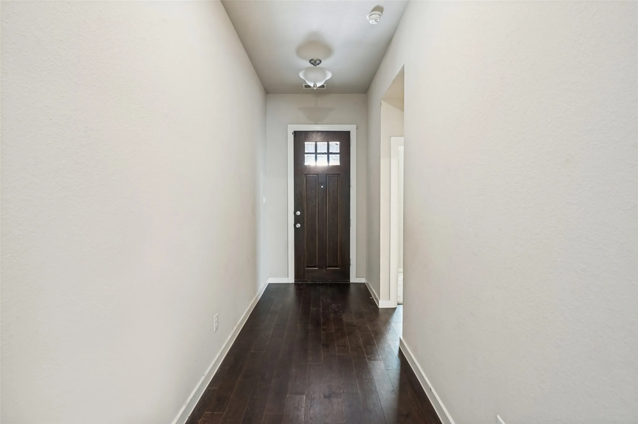 Single Family Residence For Sale in Denton County , 1224 Friesian Lane, Aubrey, Texas 76227, 3 Bedroom, 2 Bathroom, 2 Garage spaces, 1,578 Sqft, built in 2018, mls#21397879, Real Estate Agent in Aubrey, Homes For Sale in Denton county, Homes For Sale in Aubrey, Realtor in Aubrey Texas, Real Estate Brokerage Independent Realty Texas, Luminita Cordes Realtor