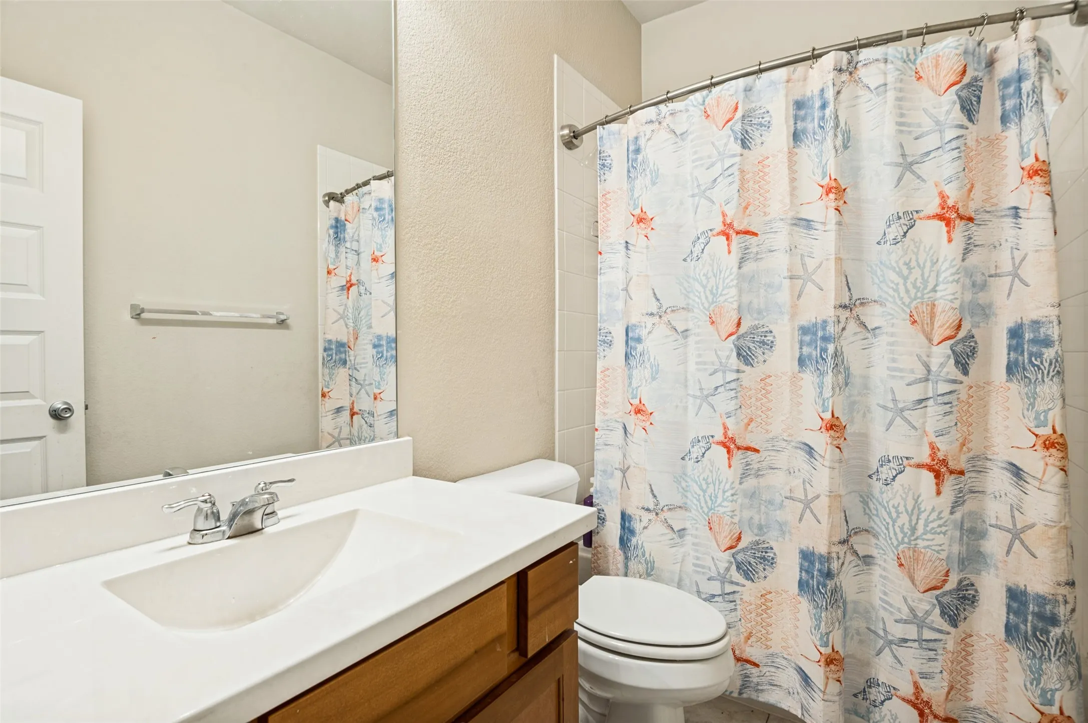 Single Family Residence For Sale in Denton County , 1224 Friesian Lane, Aubrey, Texas 76227, 3 Bedroom, 2 Bathroom, 2 Garage spaces, 1,578 Sqft, built in 2018, mls#21397879, Real Estate Agent in Aubrey, Homes For Sale in Denton county, Homes For Sale in Aubrey, Realtor in Aubrey Texas, Real Estate Brokerage Independent Realty Texas, Luminita Cordes Realtor