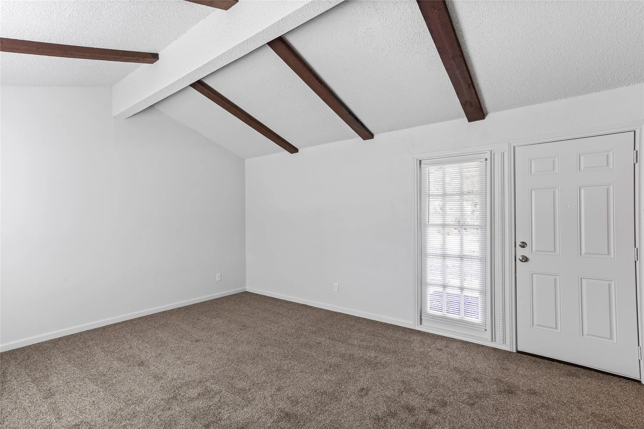 Single Family Residence For Rent in Collin County , 3020 P Avenue, Plano, Texas 75074, 3 Bedroom, 1 Bathroom, Garage spaces, 995 Sqft, built in 1963, mls#21397989, Real Estate Agent in Plano, Homes For Rent in Collin county, Homes For Rent in Plano, Realtor in Plano Texas, Real Estate Brokerage Independent Realty Texas, Luminita Cordes Realtor