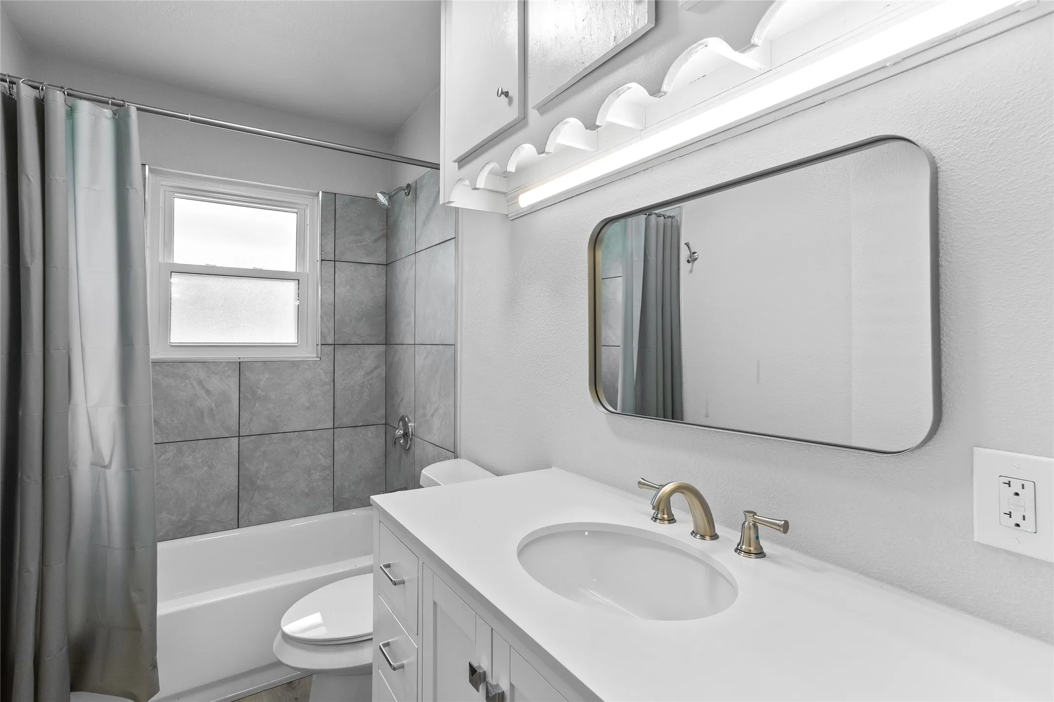 Single Family Residence For Rent in Collin County , 3020 P Avenue, Plano, Texas 75074, 3 Bedroom, 1 Bathroom, Garage spaces, 995 Sqft, built in 1963, mls#21397989, Real Estate Agent in Plano, Homes For Rent in Collin county, Homes For Rent in Plano, Realtor in Plano Texas, Real Estate Brokerage Independent Realty Texas, Luminita Cordes Realtor