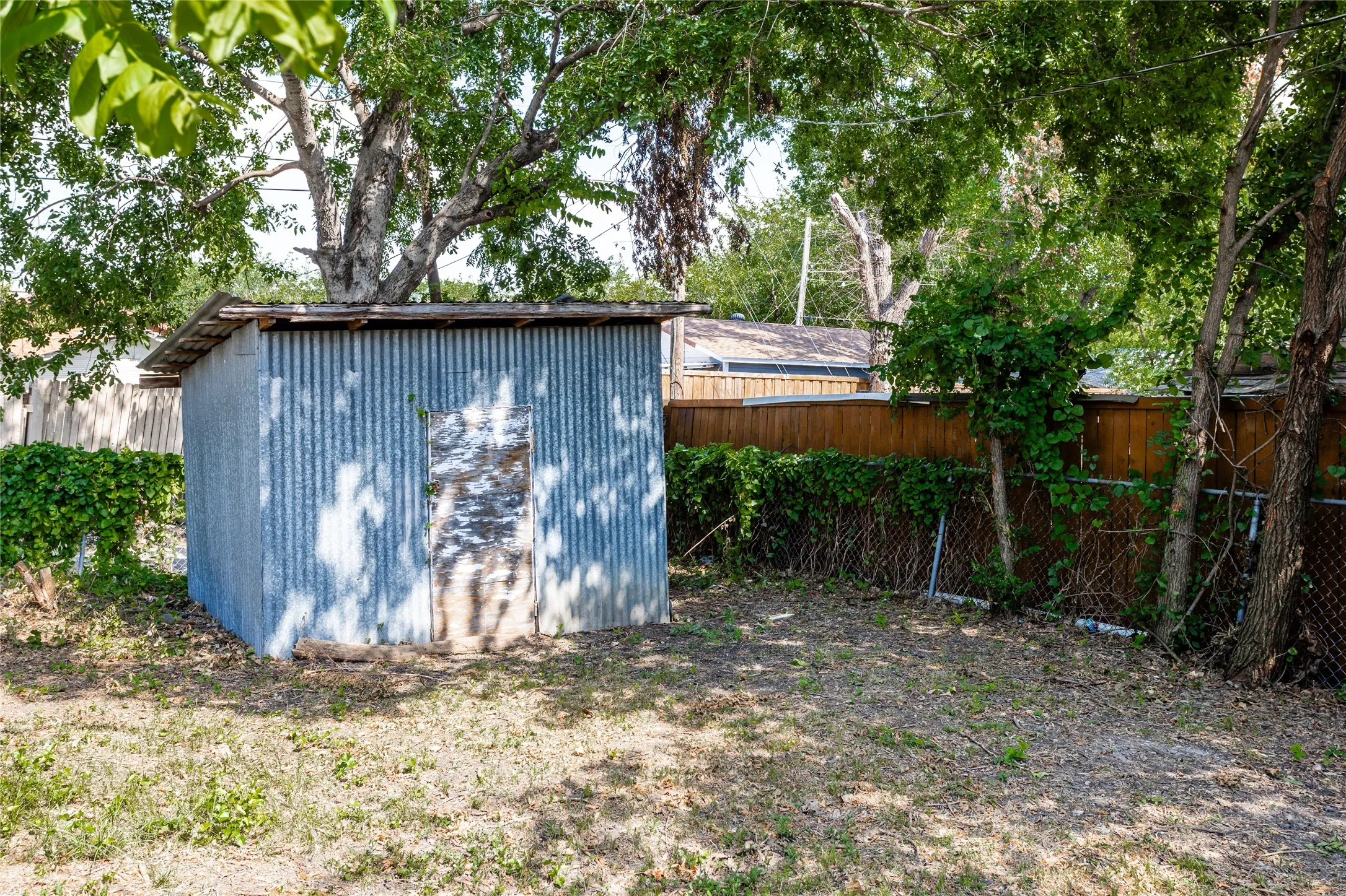 Single Family Residence For Rent in Collin County , 3020 P Avenue, Plano, Texas 75074, 3 Bedroom, 1 Bathroom, Garage spaces, 995 Sqft, built in 1963, mls#21397989, Real Estate Agent in Plano, Homes For Rent in Collin county, Homes For Rent in Plano, Realtor in Plano Texas, Real Estate Brokerage Independent Realty Texas, Luminita Cordes Realtor