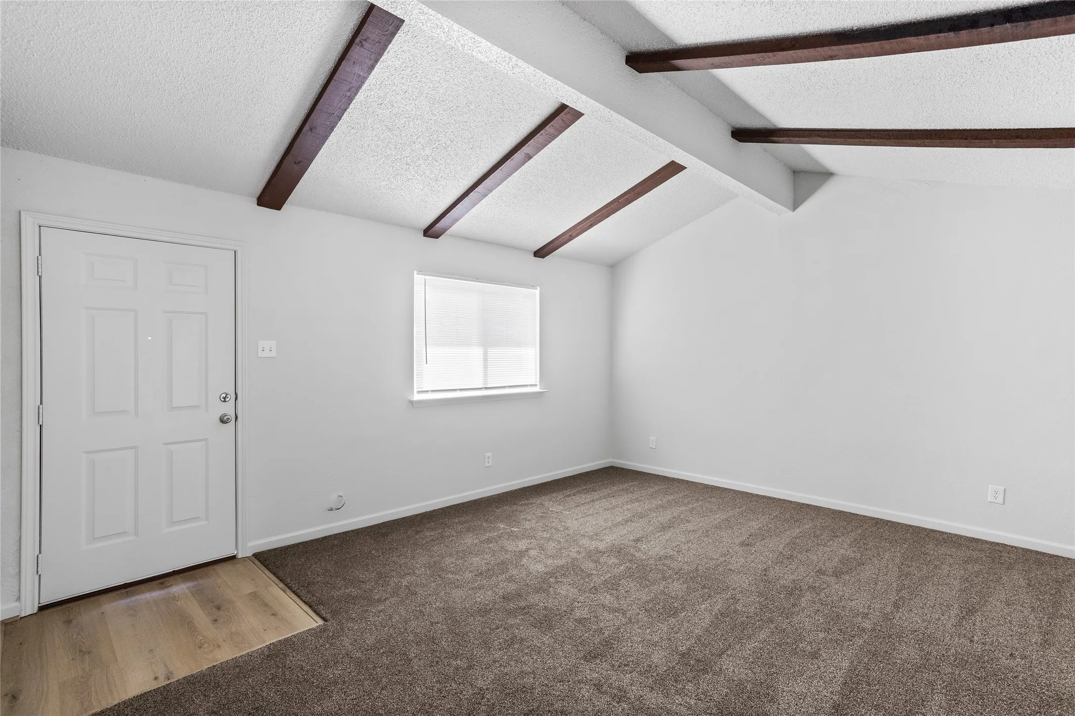 Single Family Residence For Rent in Collin County , 3020 P Avenue, Plano, Texas 75074, 3 Bedroom, 1 Bathroom, Garage spaces, 995 Sqft, built in 1963, mls#21397989, Real Estate Agent in Plano, Homes For Rent in Collin county, Homes For Rent in Plano, Realtor in Plano Texas, Real Estate Brokerage Independent Realty Texas, Luminita Cordes Realtor