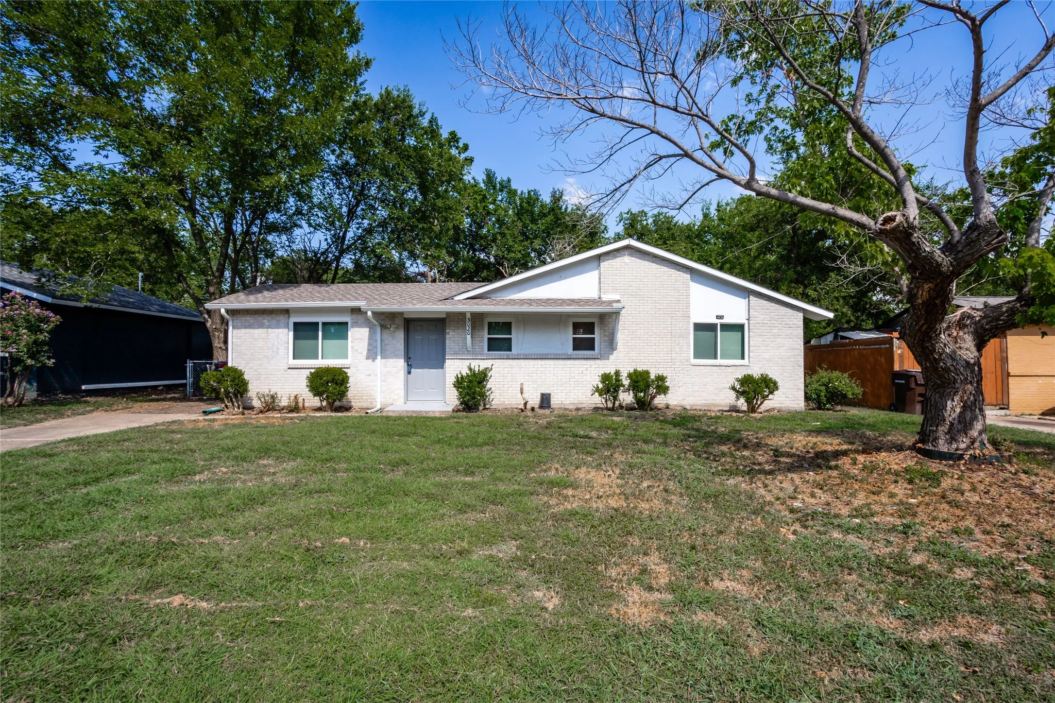 Single Family Residence For Rent in Collin County , 3020 P Avenue, Plano, Texas 75074, 3 Bedroom, 1 Bathroom, Garage spaces, 995 Sqft, built in 1963, mls#21397989, Real Estate Agent in Plano, Homes For Rent in Collin county, Homes For Rent in Plano, Realtor in Plano Texas, Real Estate Brokerage Independent Realty Texas, Luminita Cordes Realtor